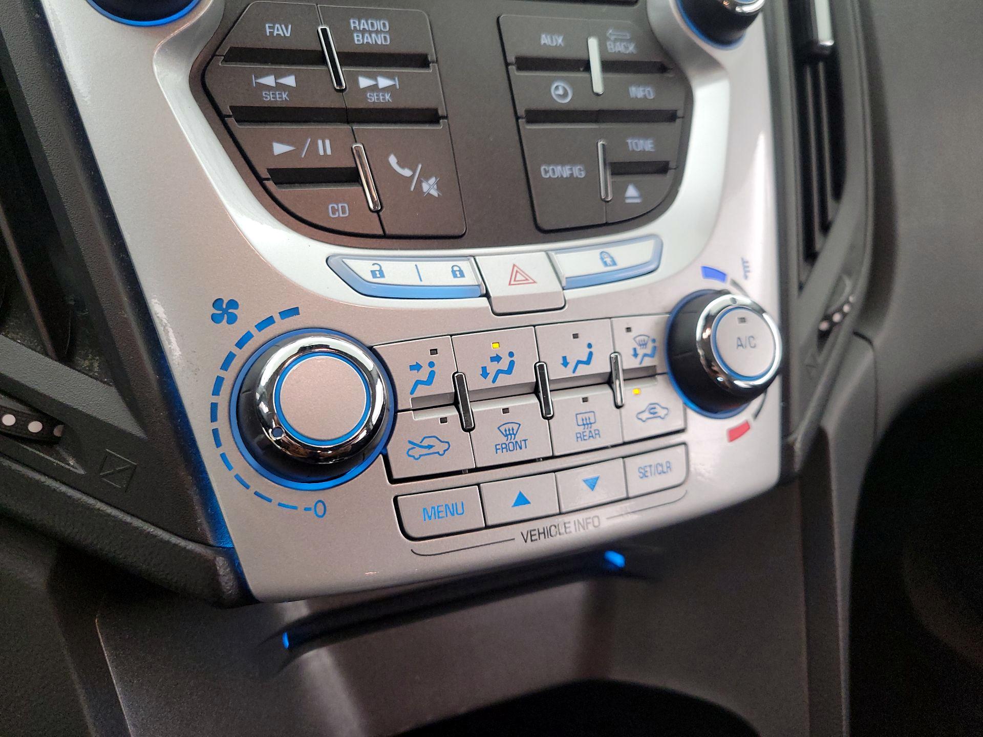 Thumbnail: 2014 Chevrolet Equinox - 14