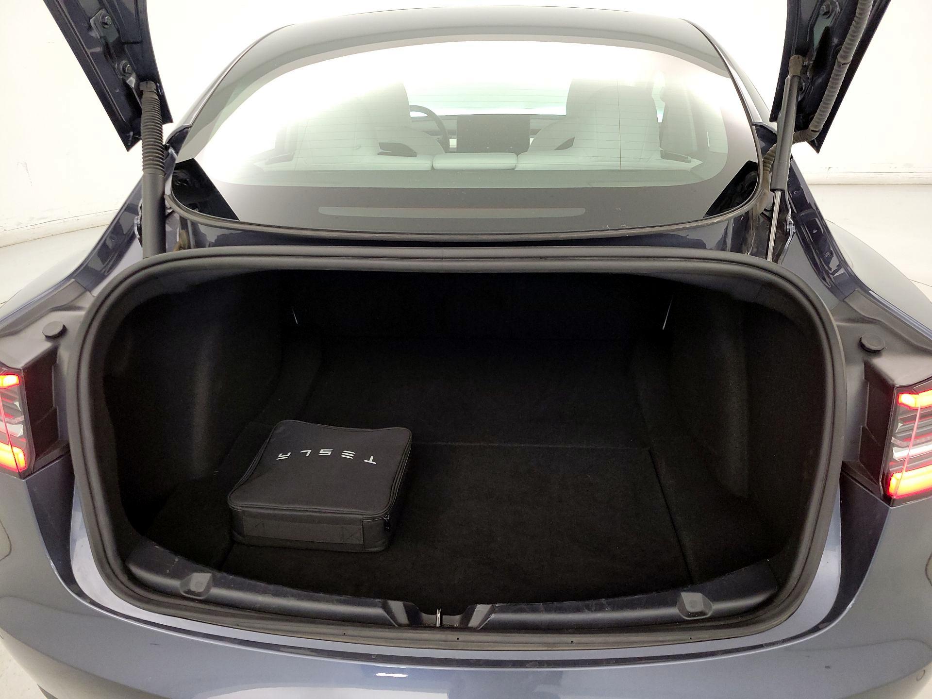 Thumbnail: 2022 Tesla Model 3 - 20