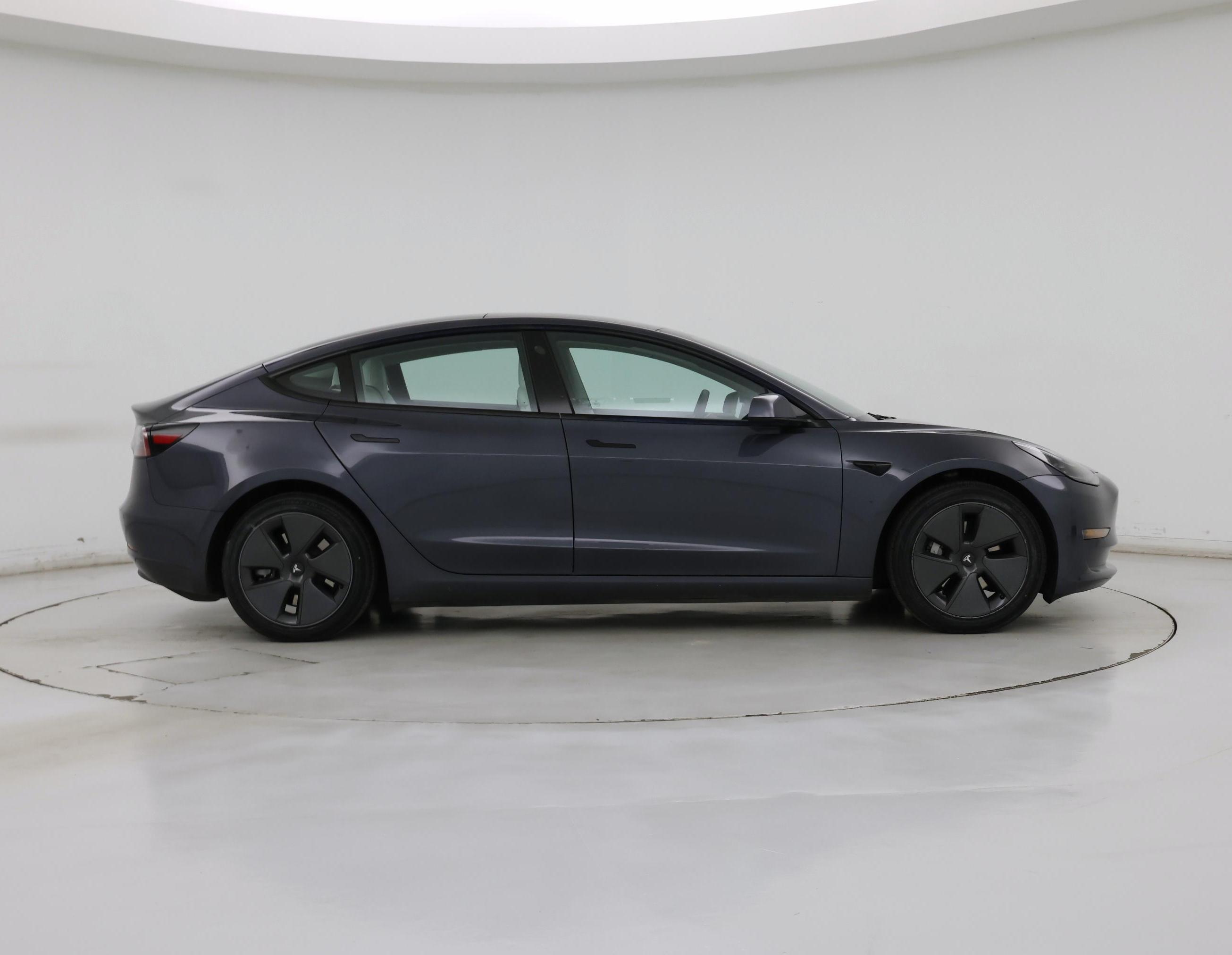Thumbnail: 2022 Tesla Model 3 - 7