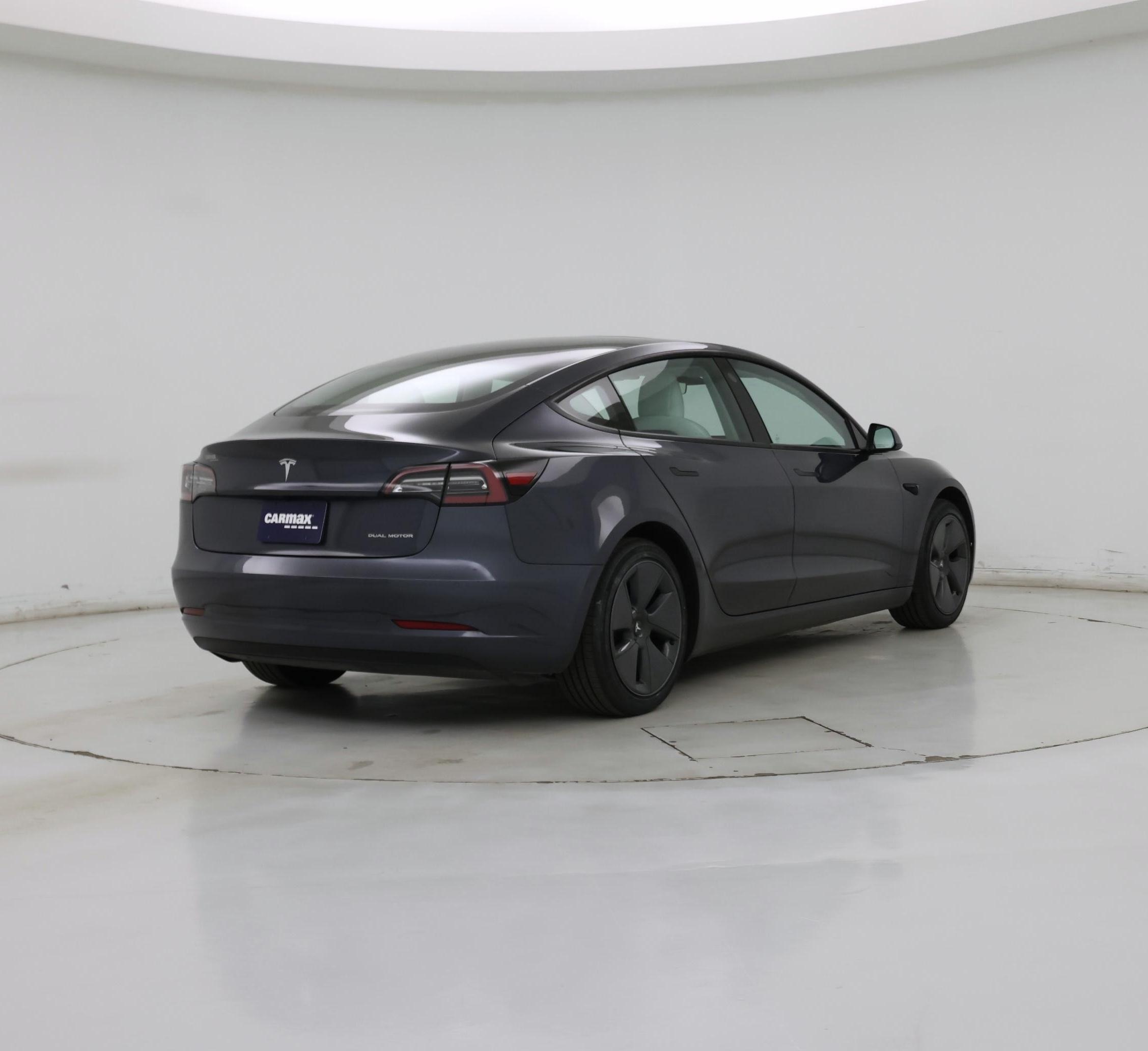 Thumbnail: 2022 Tesla Model 3 - 8
