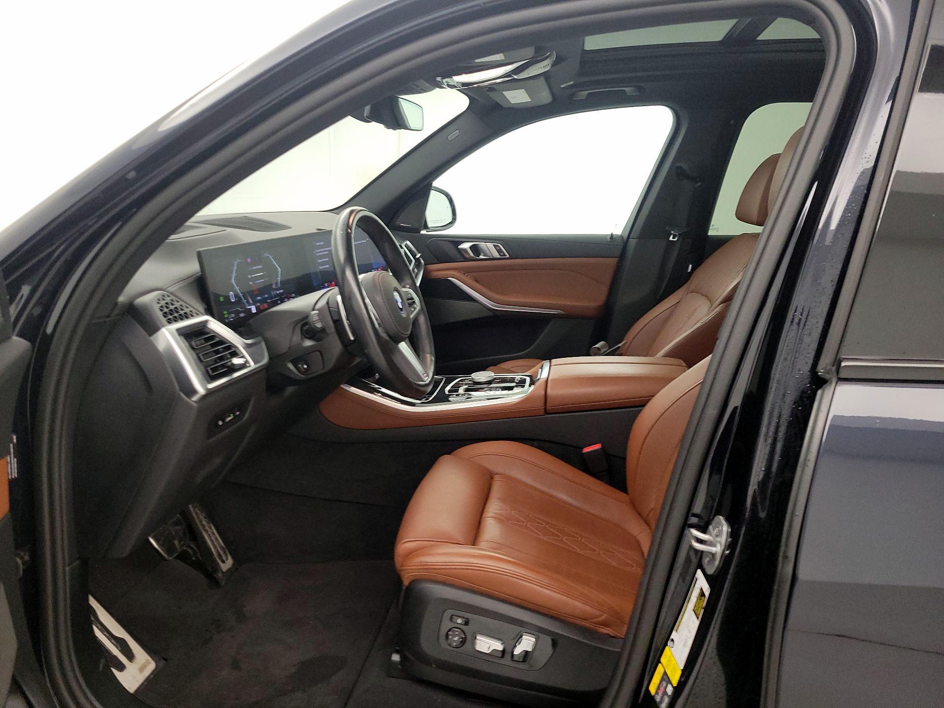 Thumbnail: 2024 BMW X5 - 11