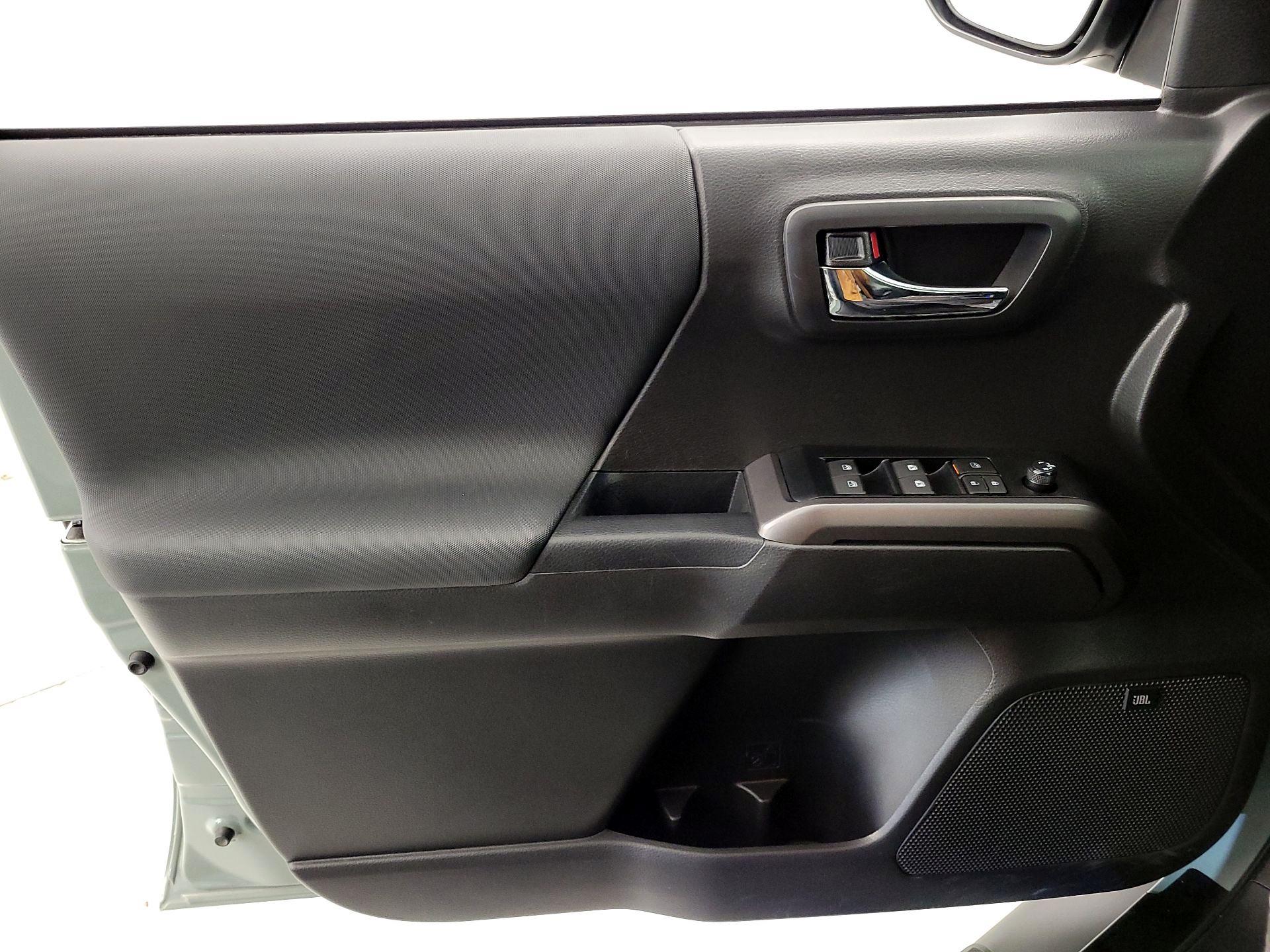 Thumbnail: 2023 Toyota Tacoma - 12