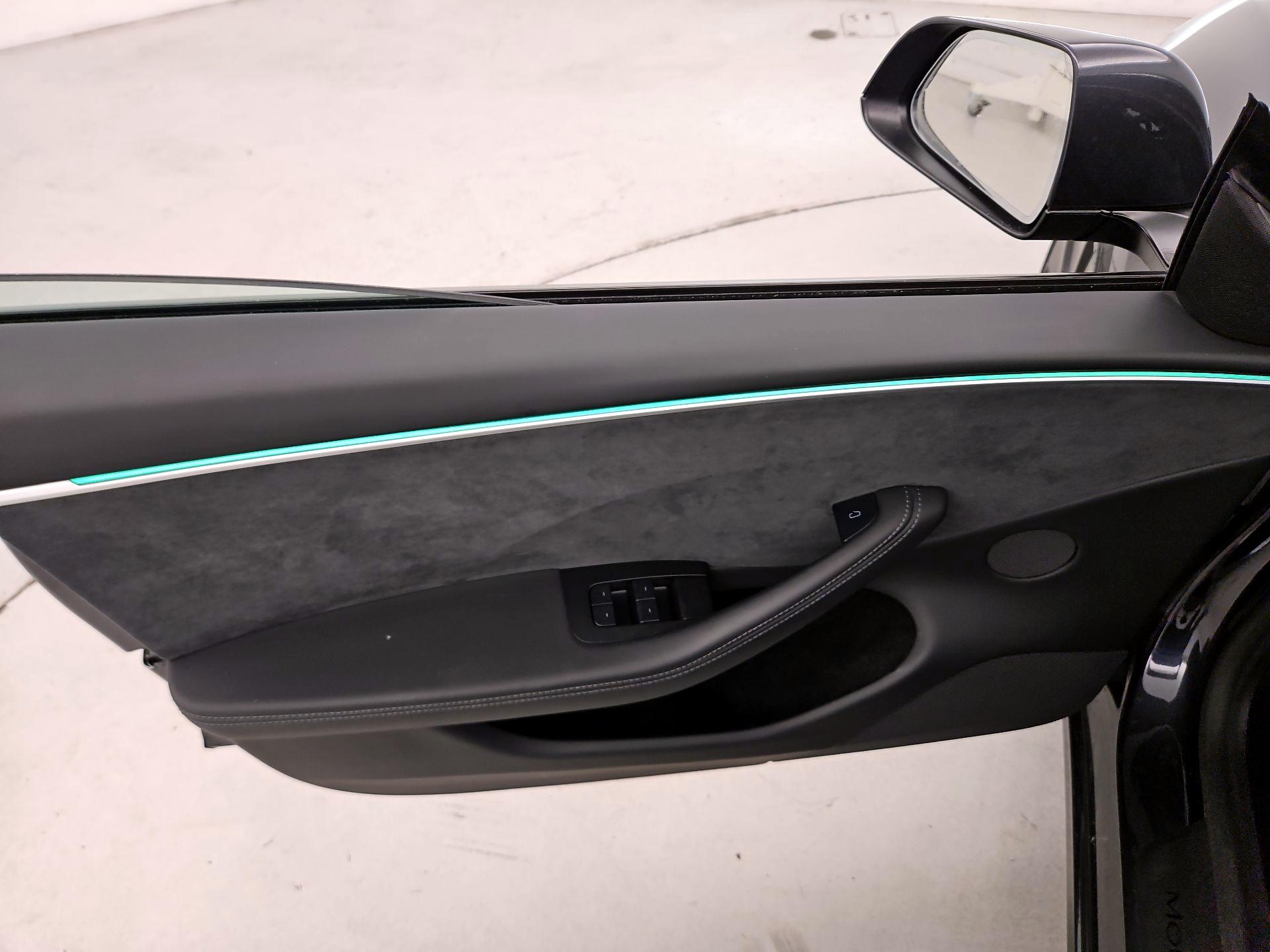 Thumbnail: 2024 Tesla Model 3 - 12