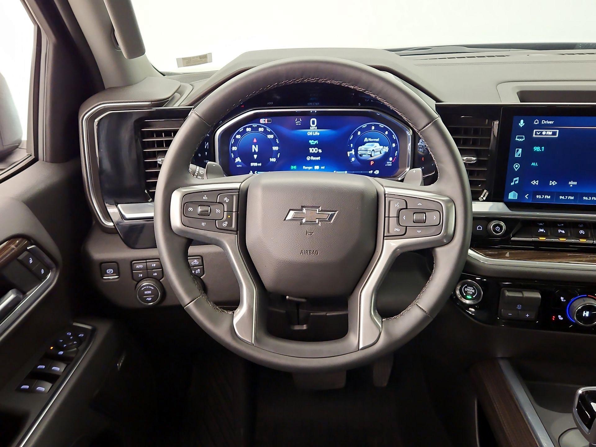 Thumbnail: 2026 Chevrolet Silverado 1500 - 10