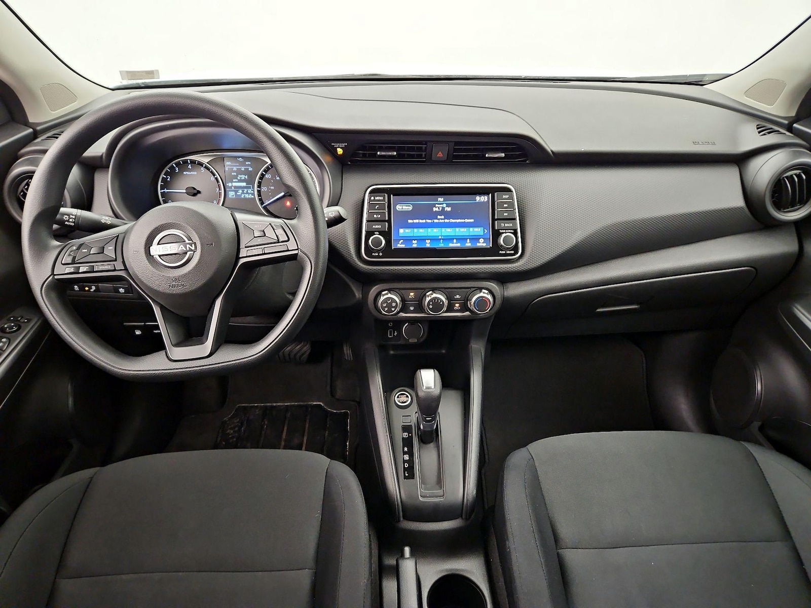 2025 Nissan KICKS PLAY Base - Photo 10