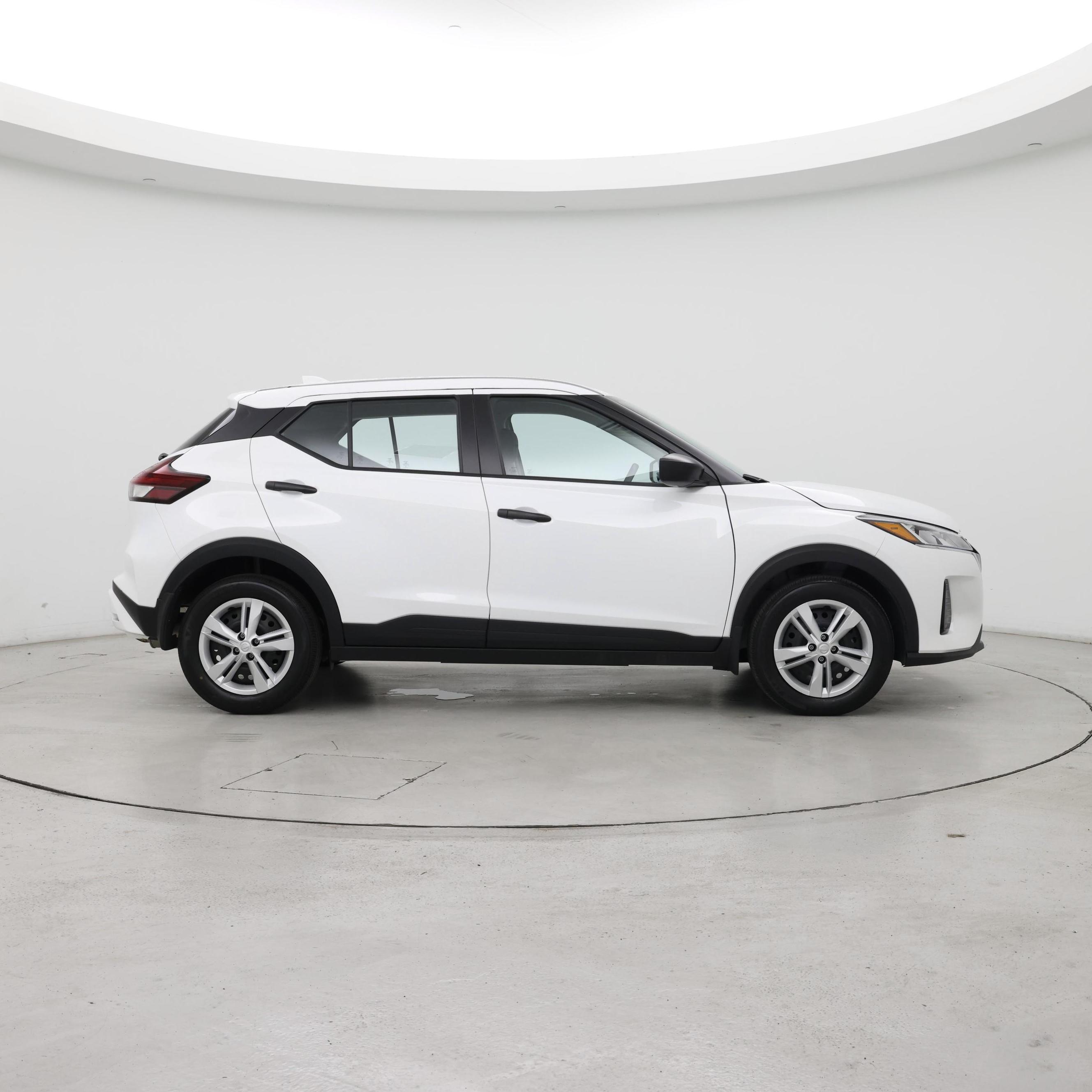Thumbnail: 2025 Nissan Kicks - 7