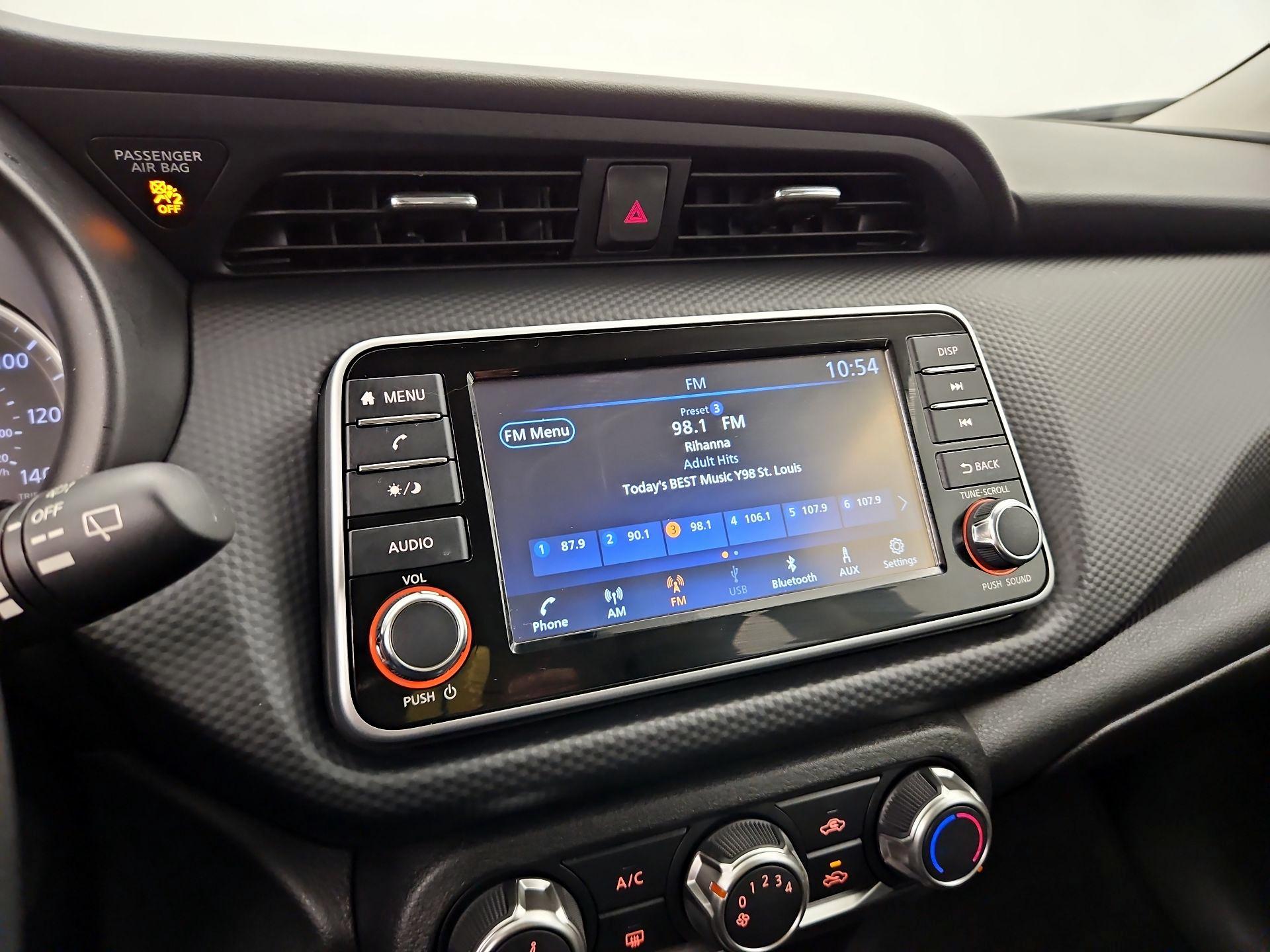 Thumbnail: 2025 Nissan Kicks - 15