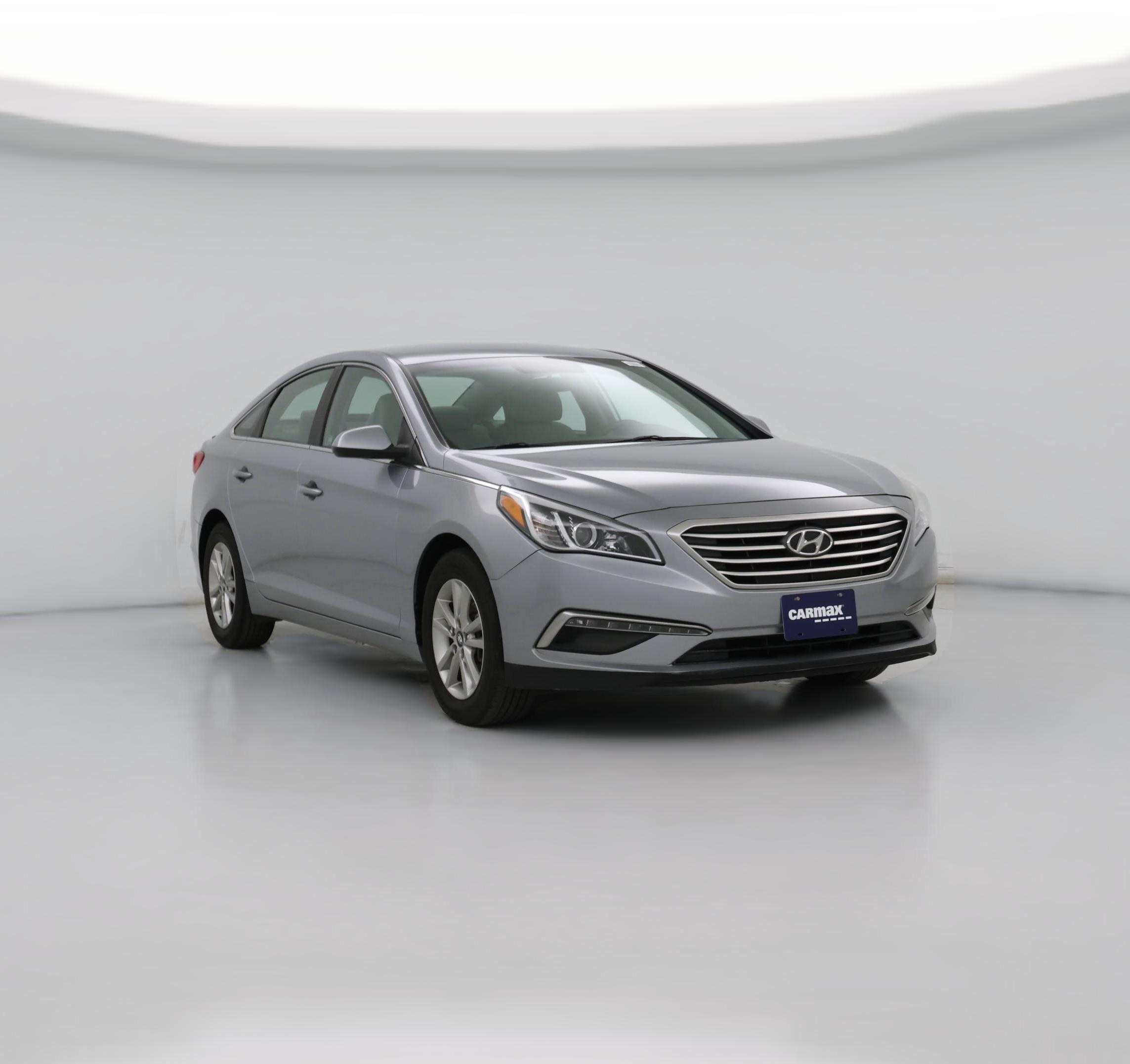 Thumbnail: 2015 Hyundai Sonata - 1