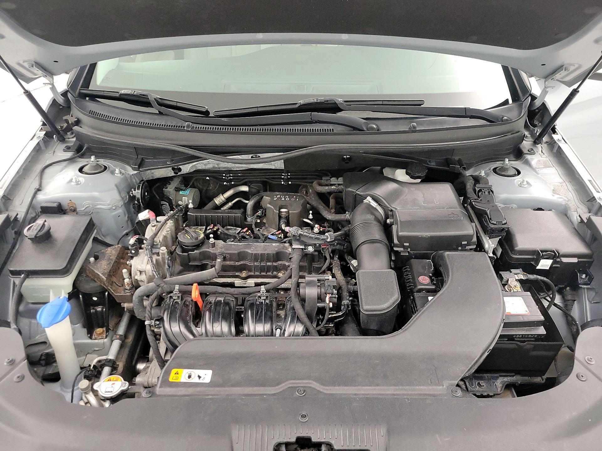 Thumbnail: 2015 Hyundai Sonata - 20