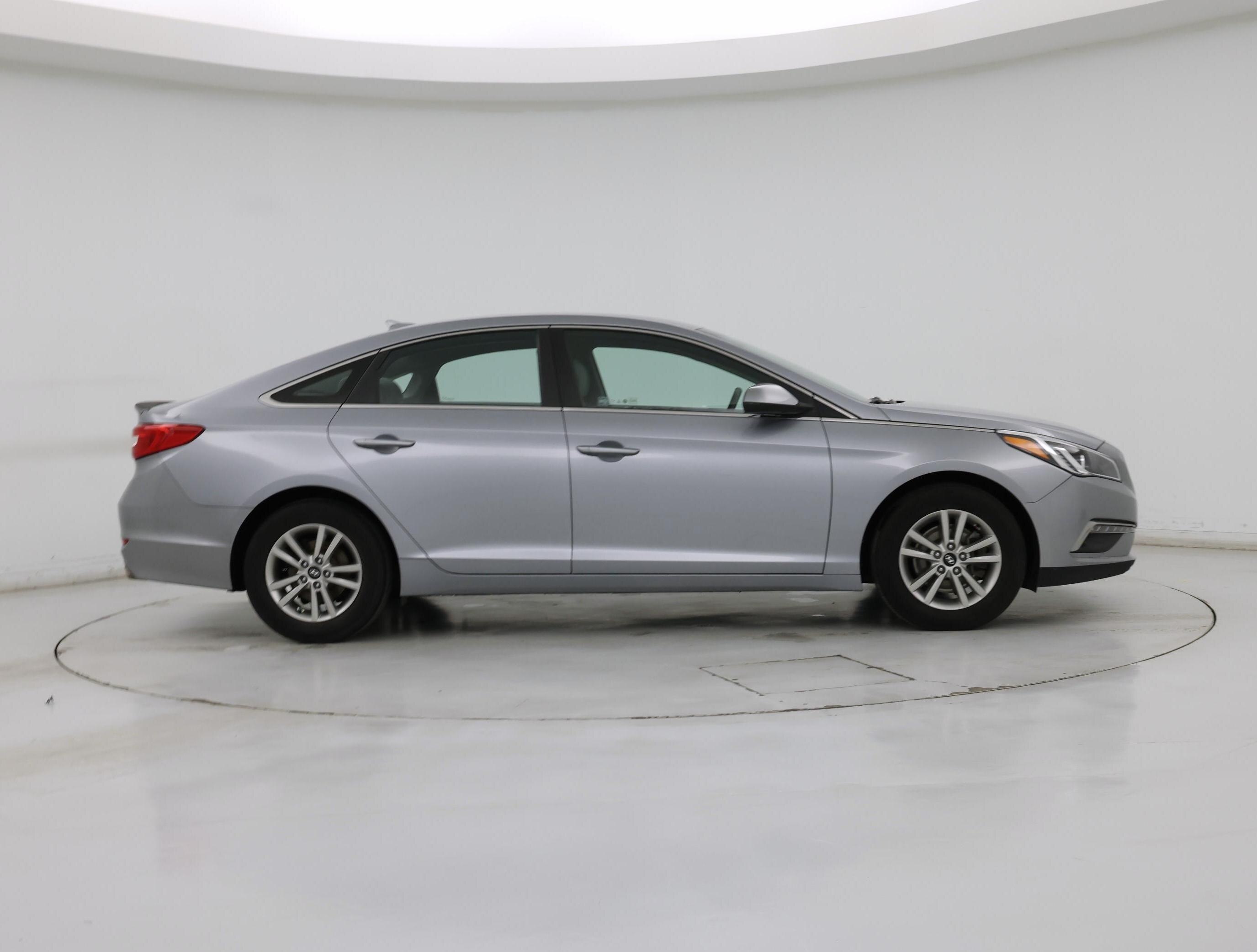 Thumbnail: 2015 Hyundai Sonata - 7