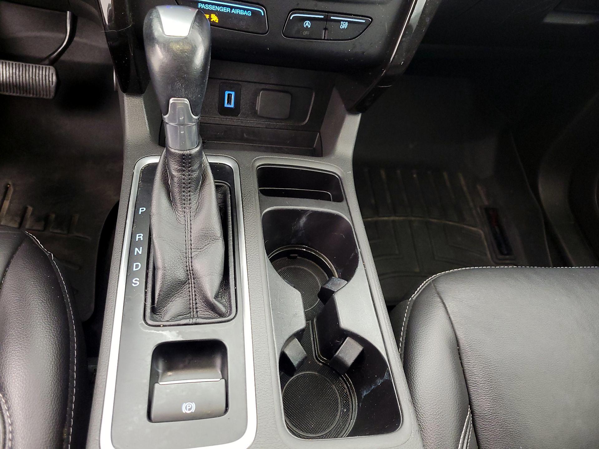 Thumbnail: 2017 Ford Escape - 17