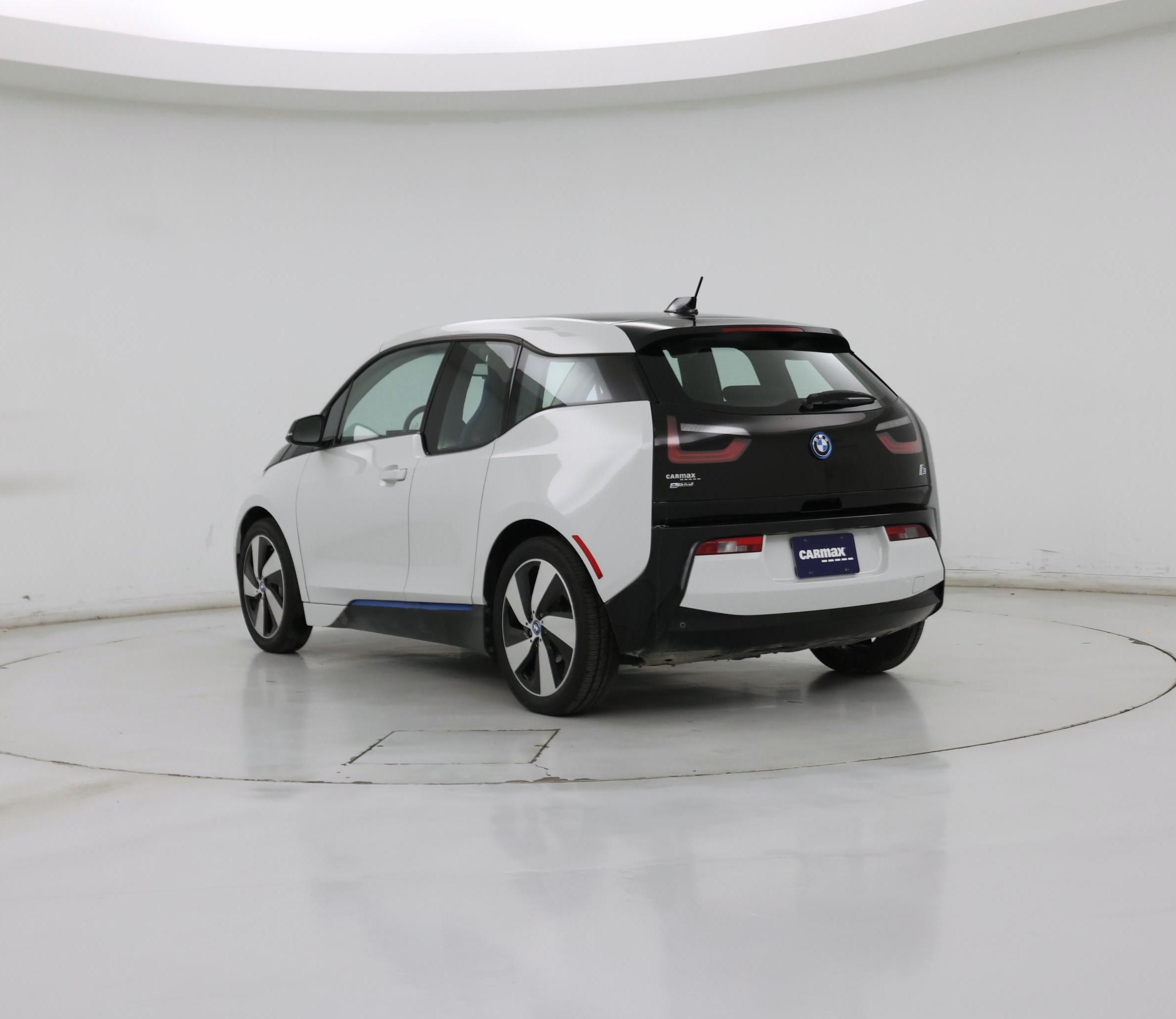 Thumbnail: 2017 BMW i3 - 2