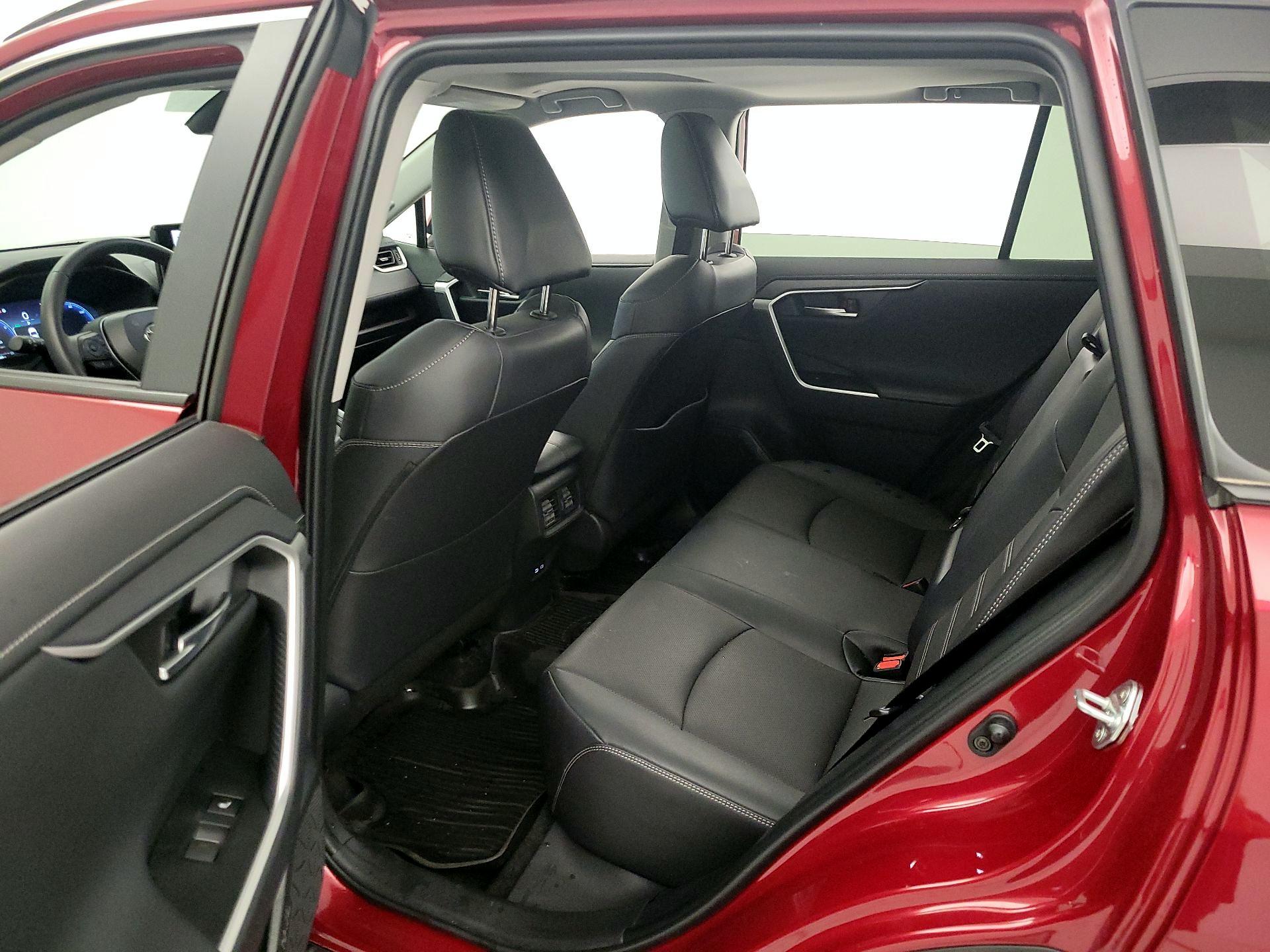 Thumbnail: 2024 Toyota RAV4 - 20