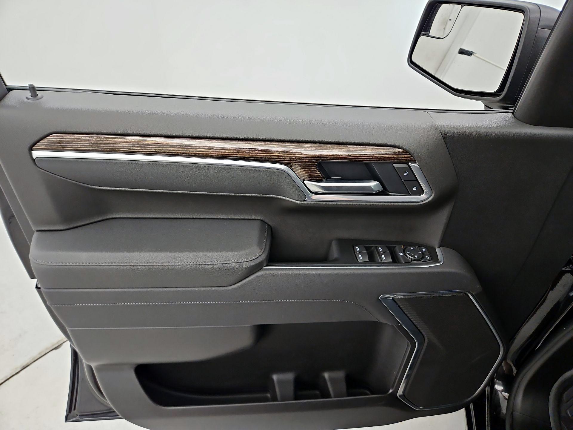 Thumbnail: 2026 GMC Sierra 1500 - 12