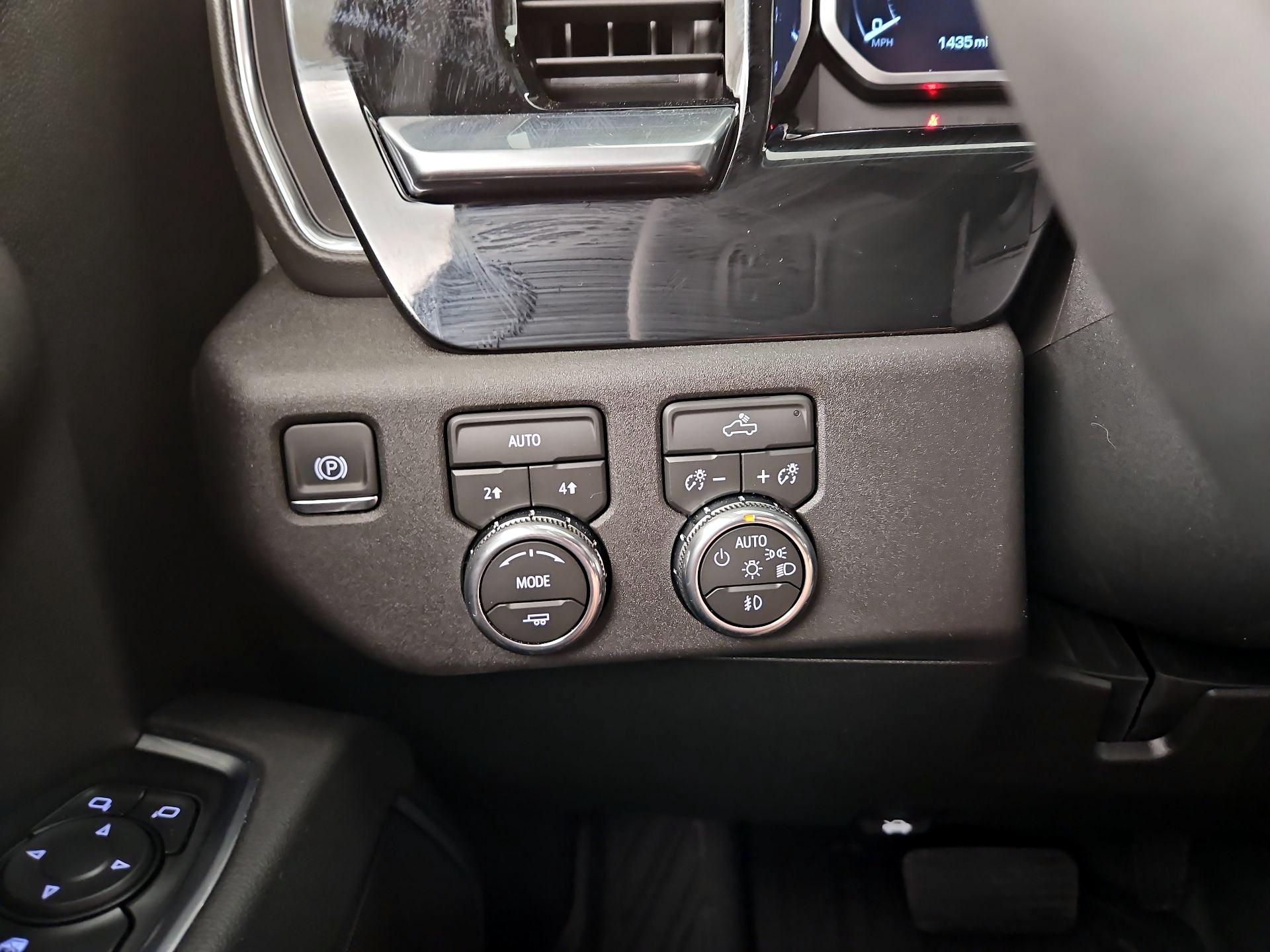 Thumbnail: 2026 GMC Sierra 1500 - 13