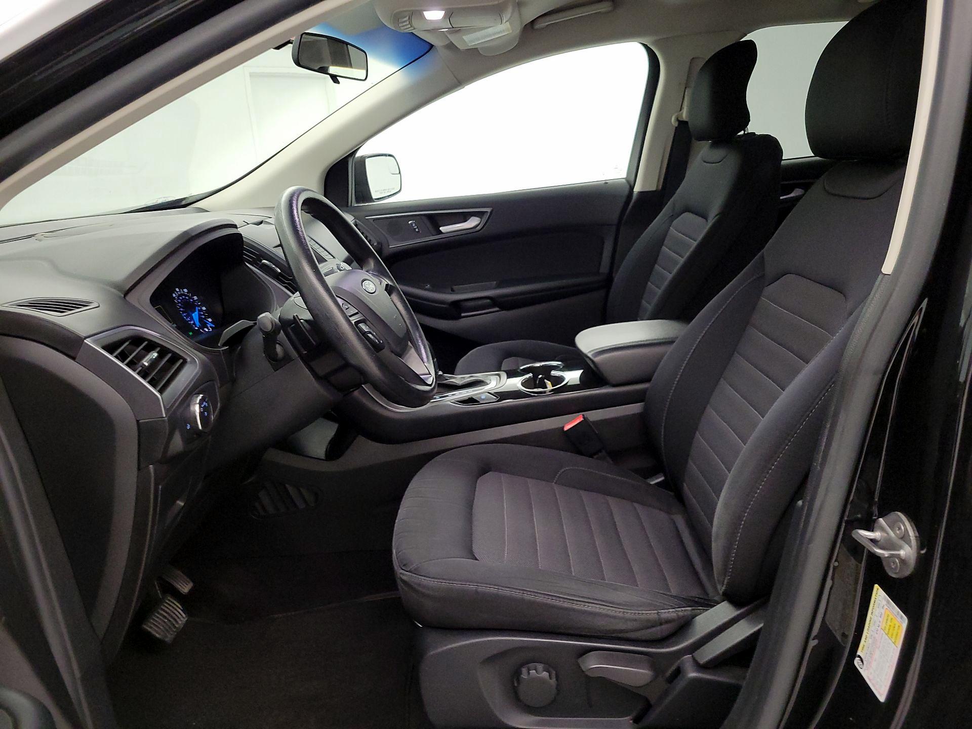 Thumbnail: 2017 Ford Edge - 11