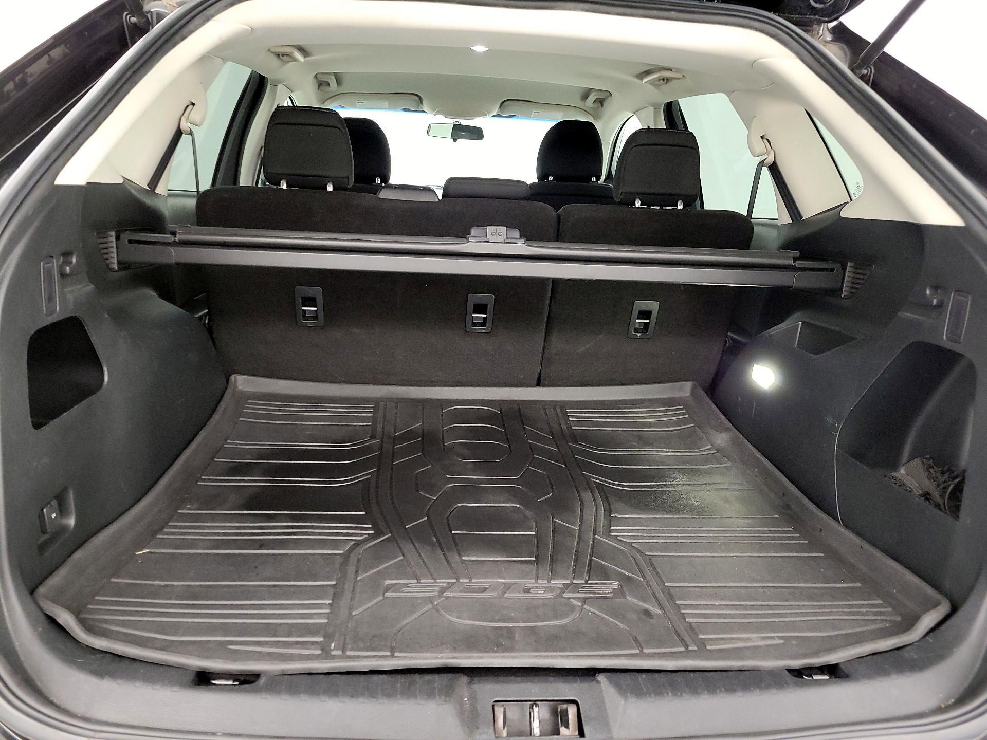 Thumbnail: 2017 Ford Edge - 20