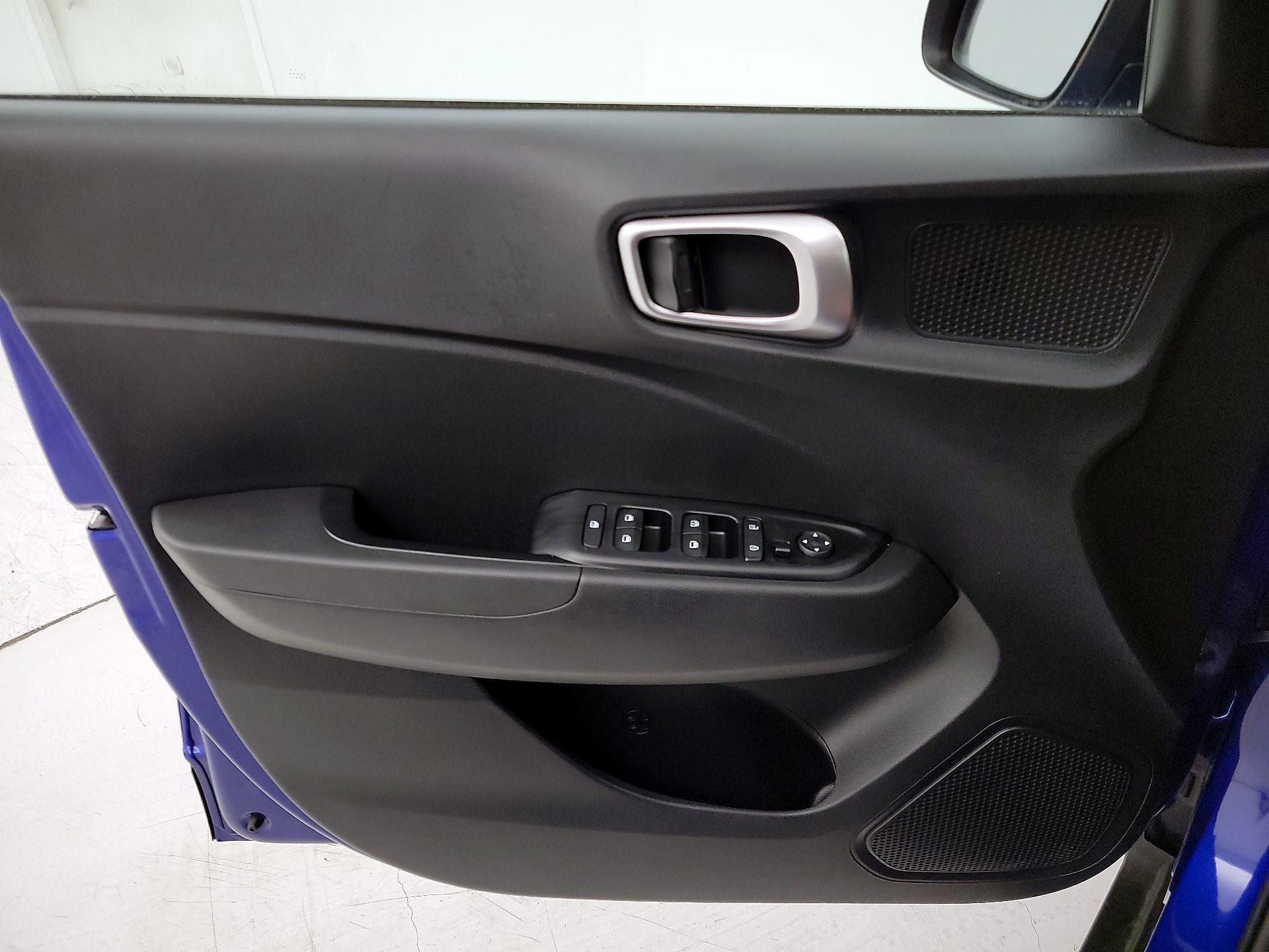 Thumbnail: 2025 Hyundai Venue - 12