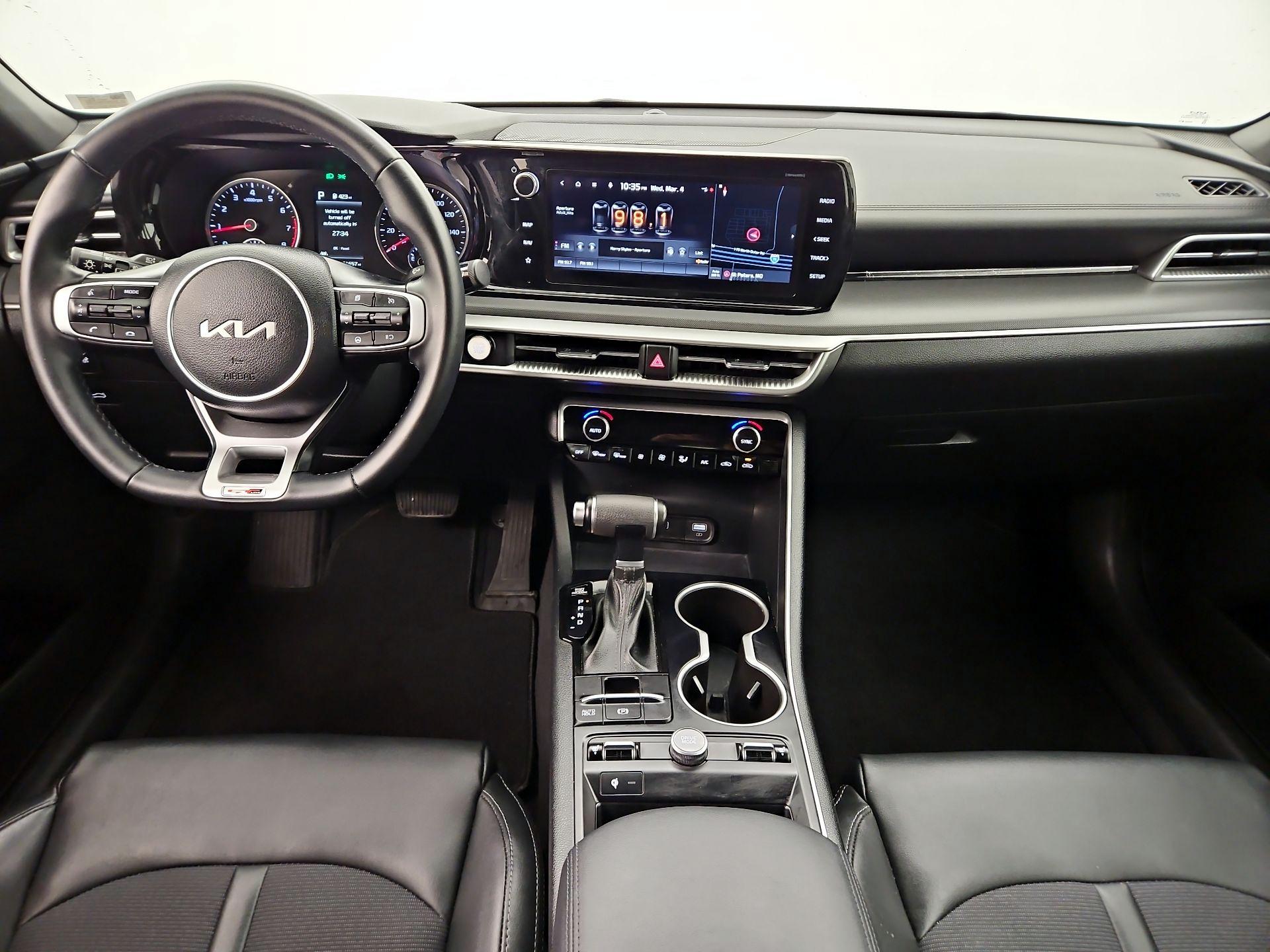 Thumbnail: 2022 Kia K5 - 9