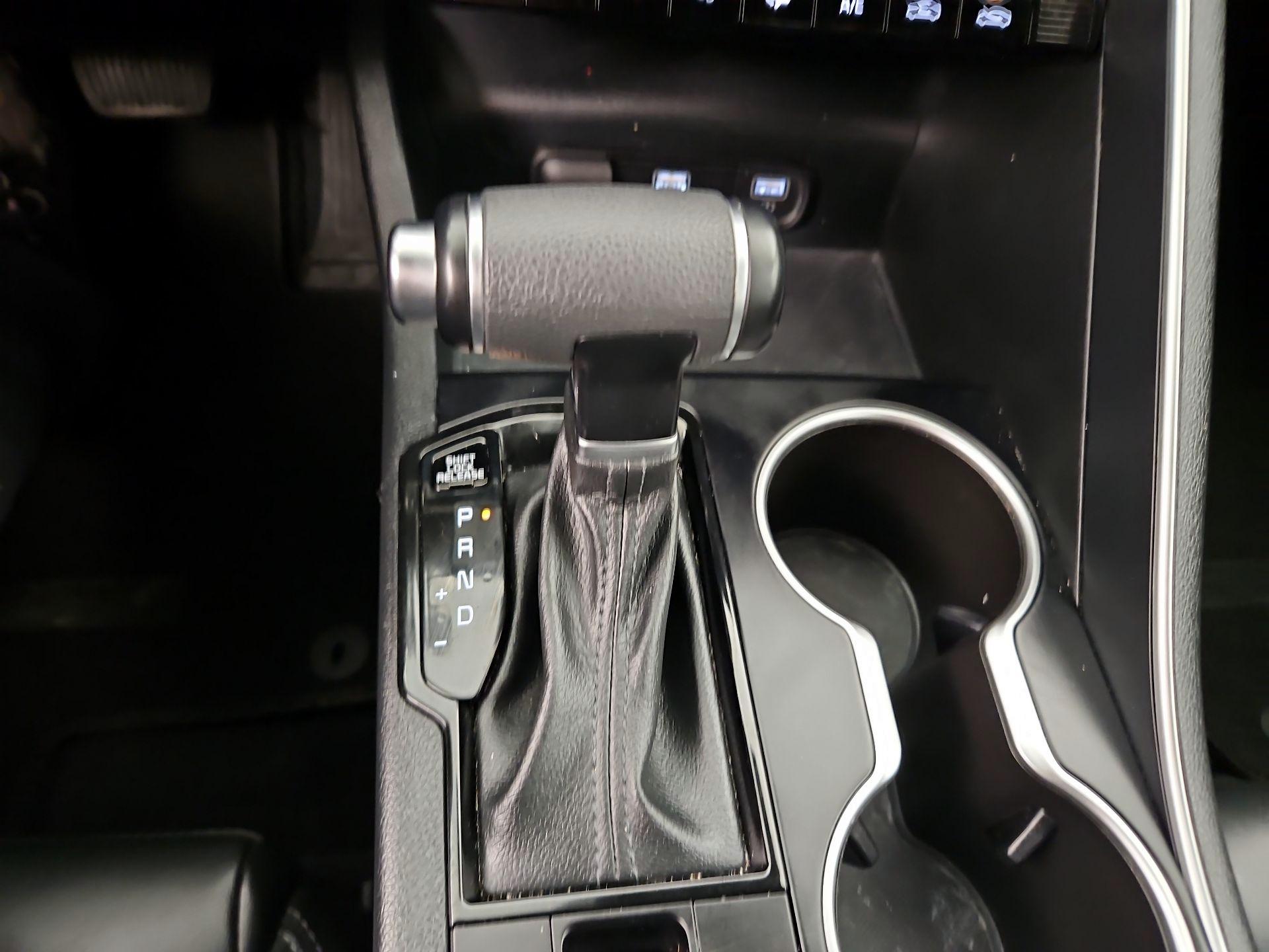 Thumbnail: 2022 Kia K5 - 18