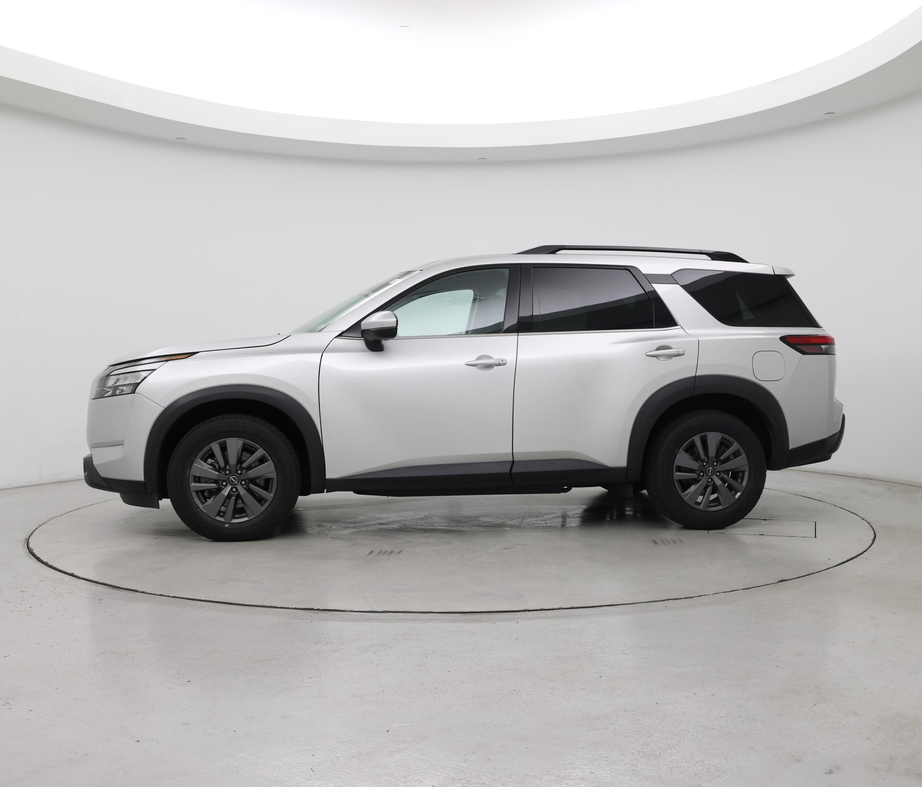 Thumbnail: 2024 Nissan Pathfinder - 3