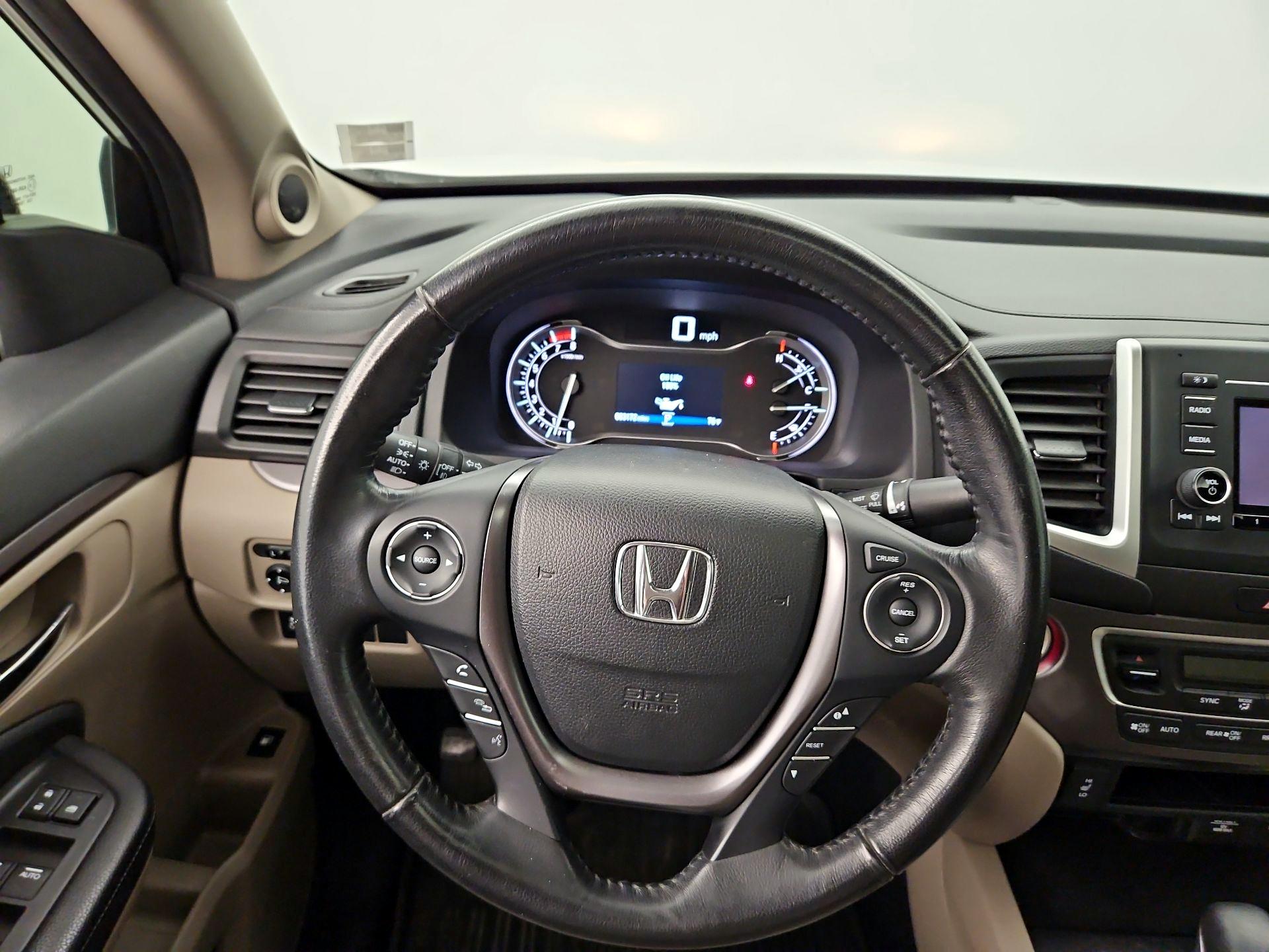 Thumbnail: 2019 Honda Ridgeline - 10