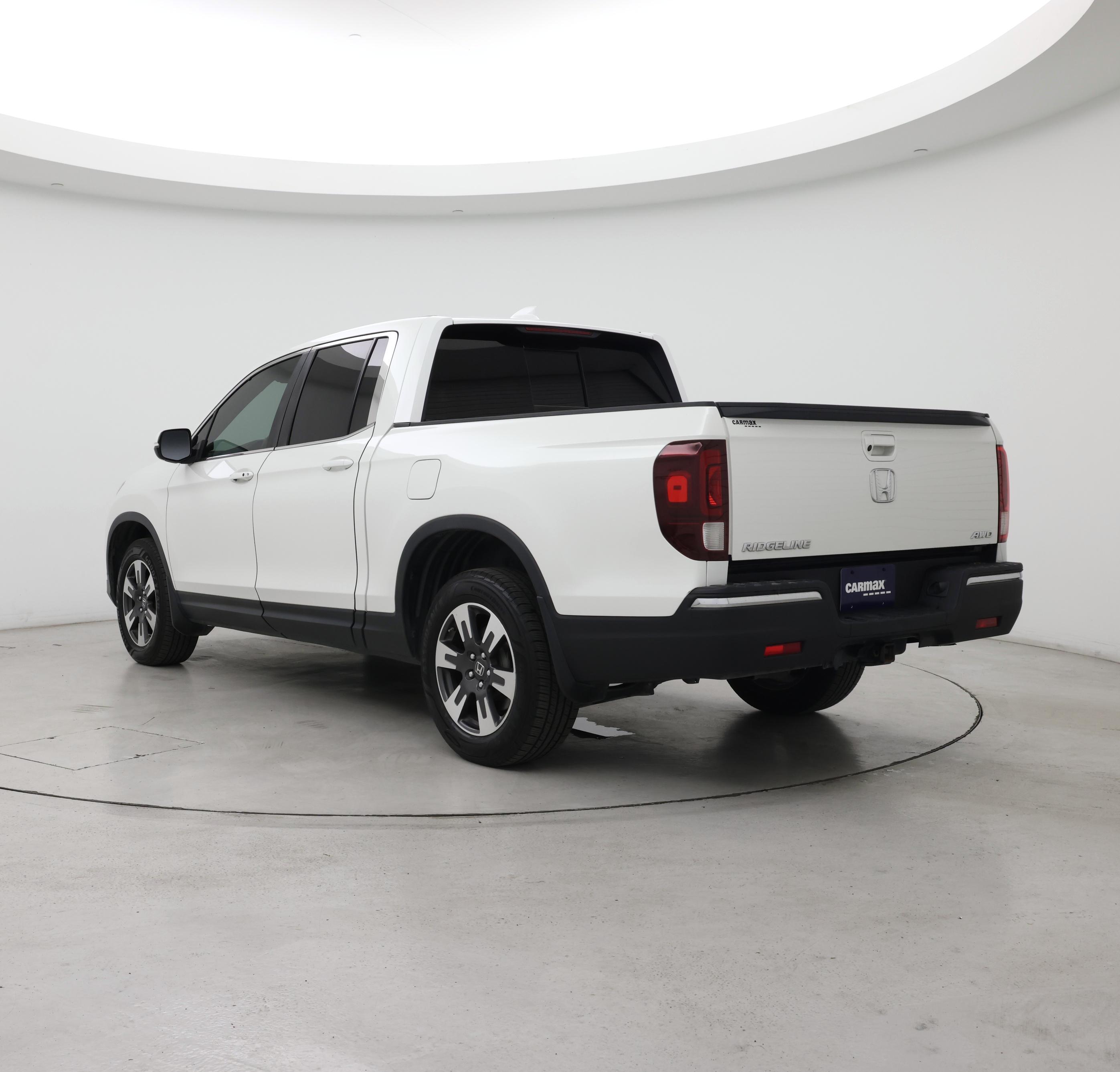 Thumbnail: 2019 Honda Ridgeline - 2