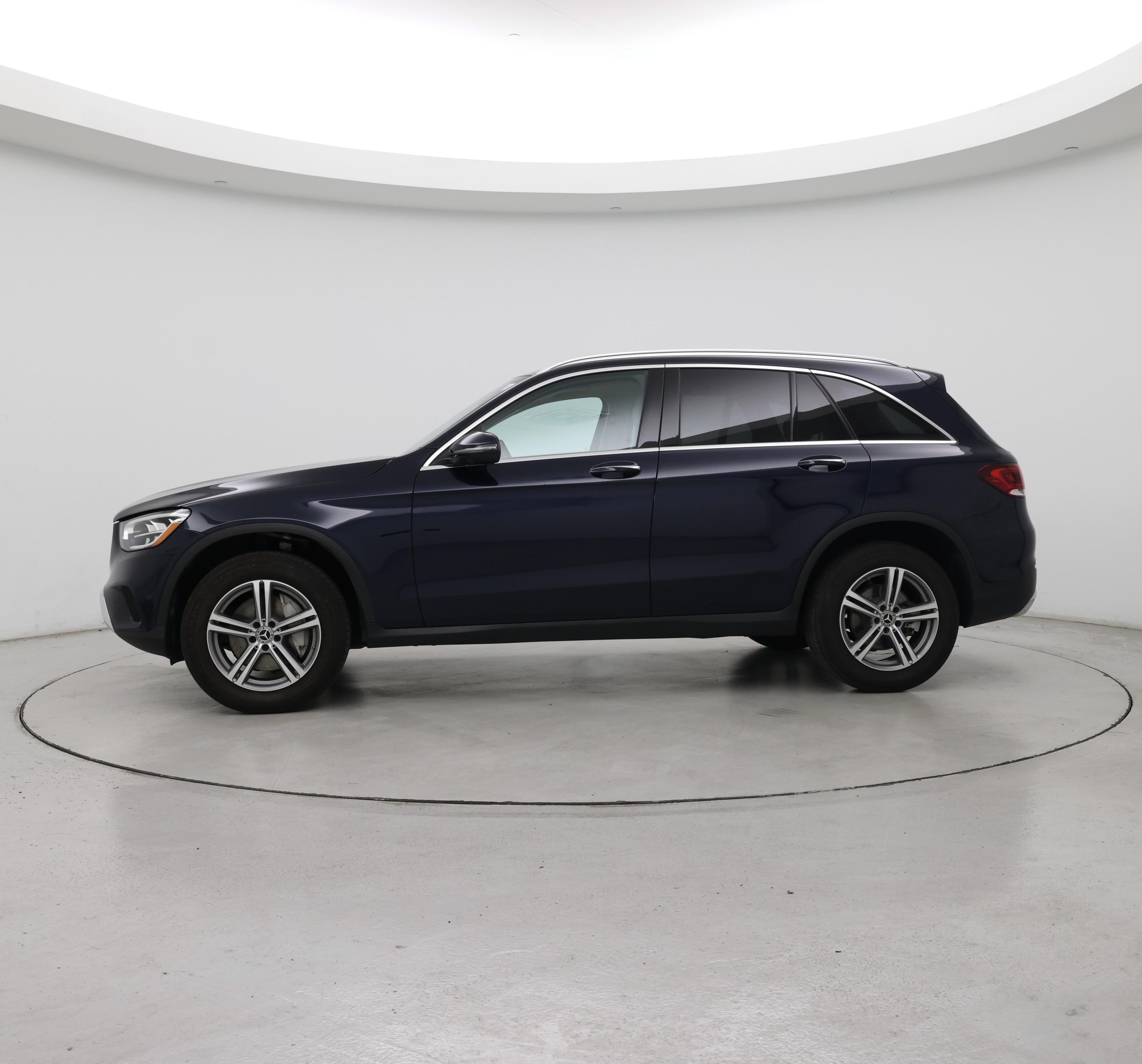 Thumbnail: 2022 Mercedes-Benz GLC - 3