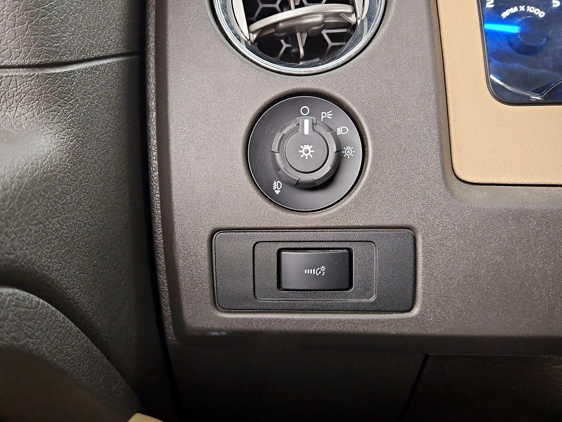 Thumbnail: 2014 Ford F-150 - 13