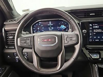 Steering Wheel & Instrument Cluster (On)
