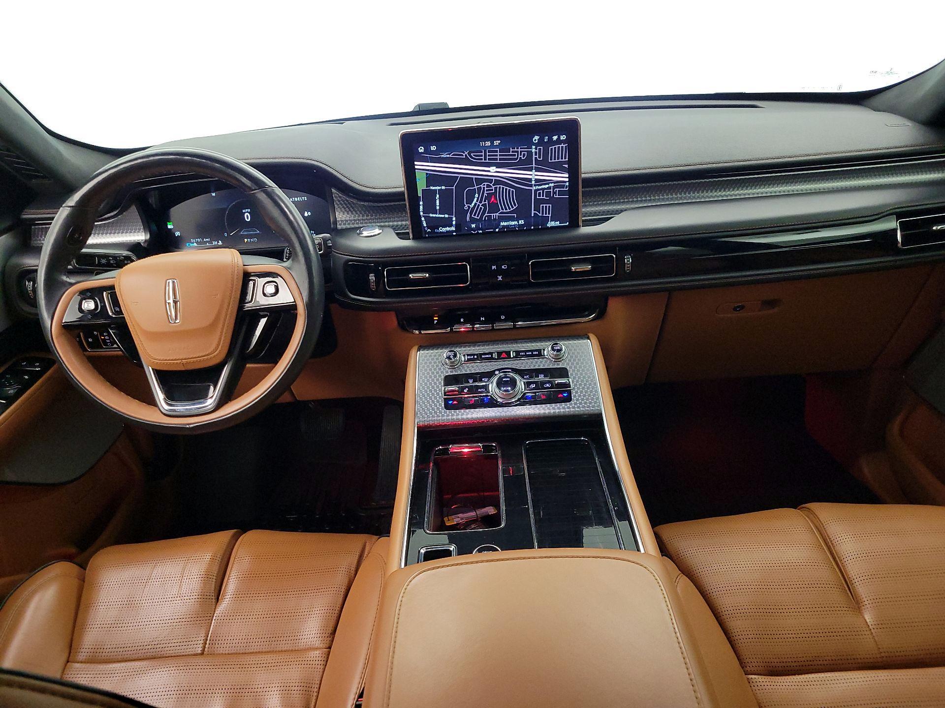 Thumbnail: 2023 Lincoln Aviator - 9