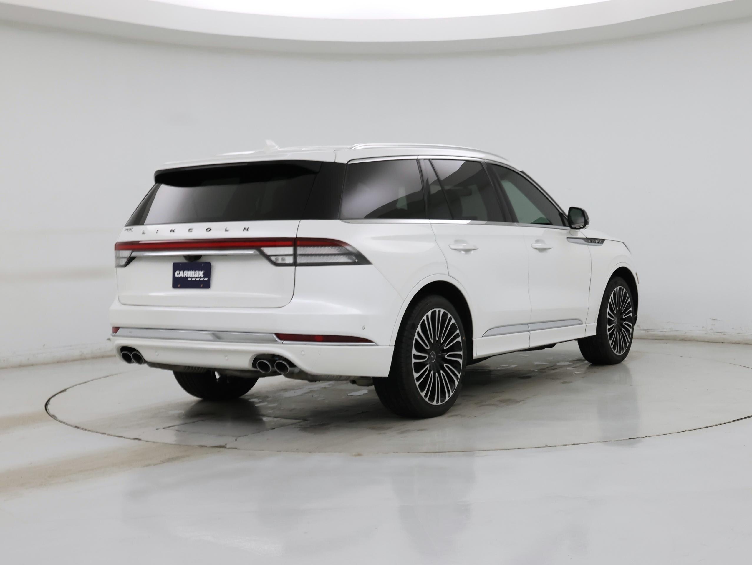 Thumbnail: 2023 Lincoln Aviator - 8