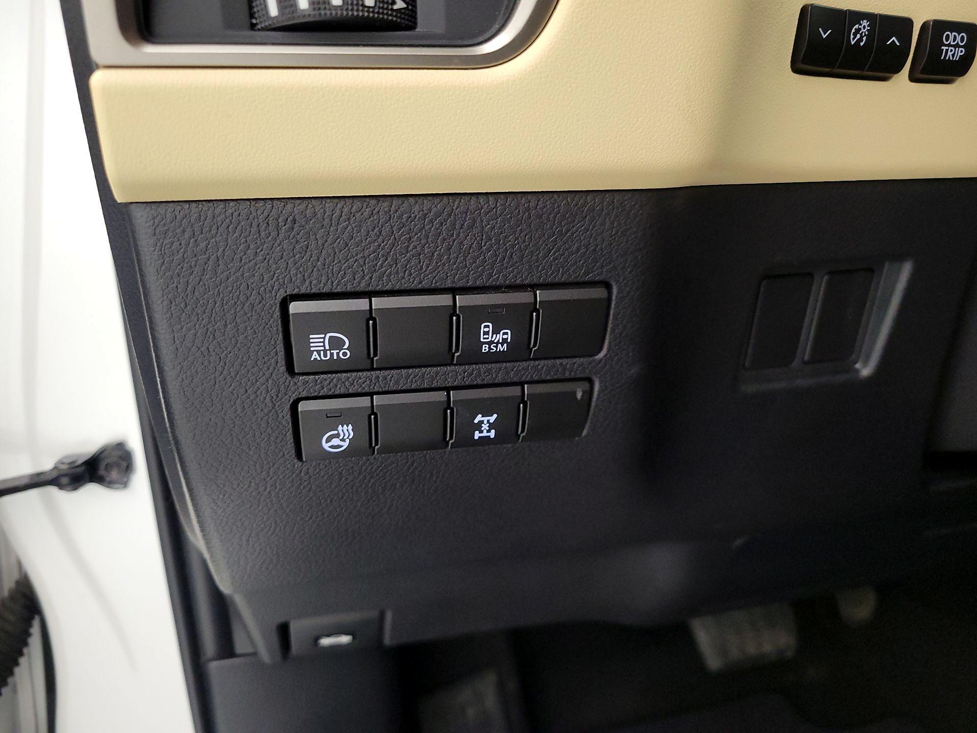 Thumbnail: 2020 Lexus NX - 13