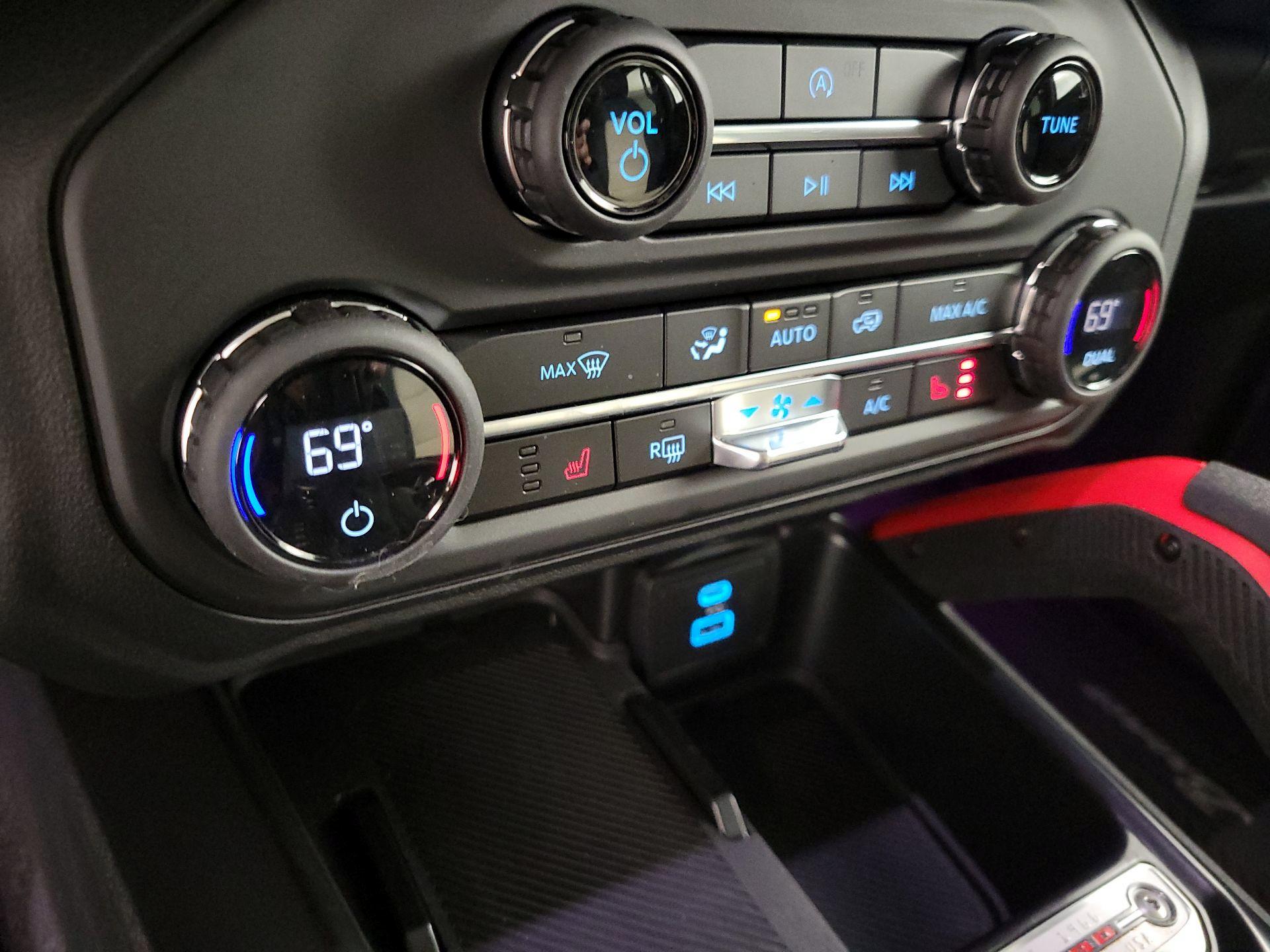 Thumbnail: 2025 Ford Bronco - 17