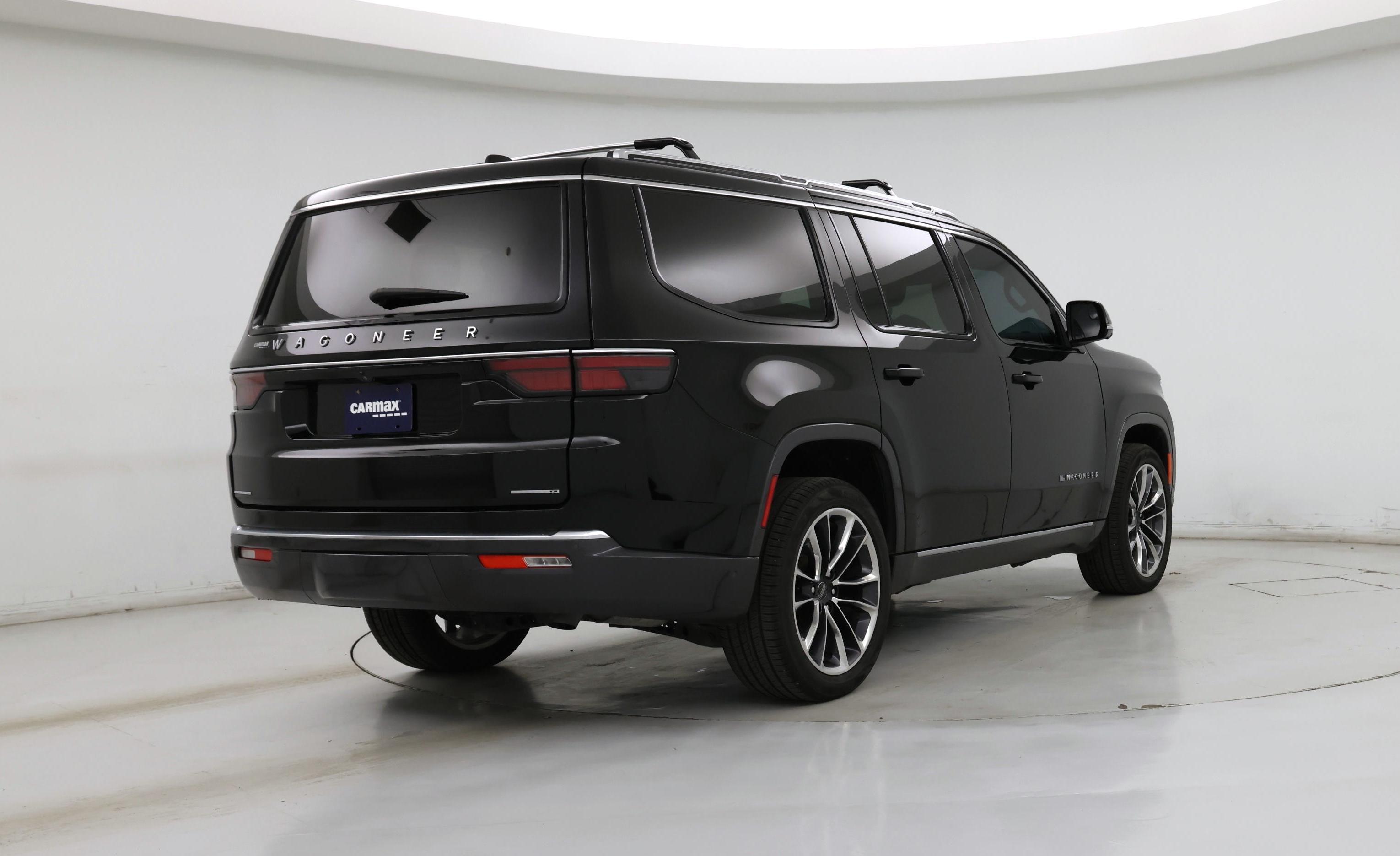 Thumbnail: 2022 Jeep Wagoneer - 8