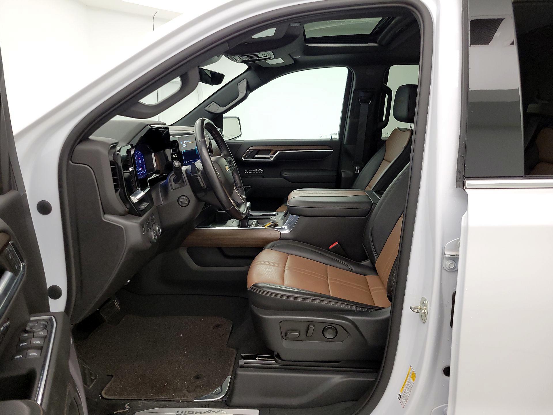 Thumbnail: 2023 Chevrolet Silverado 1500 - 11
