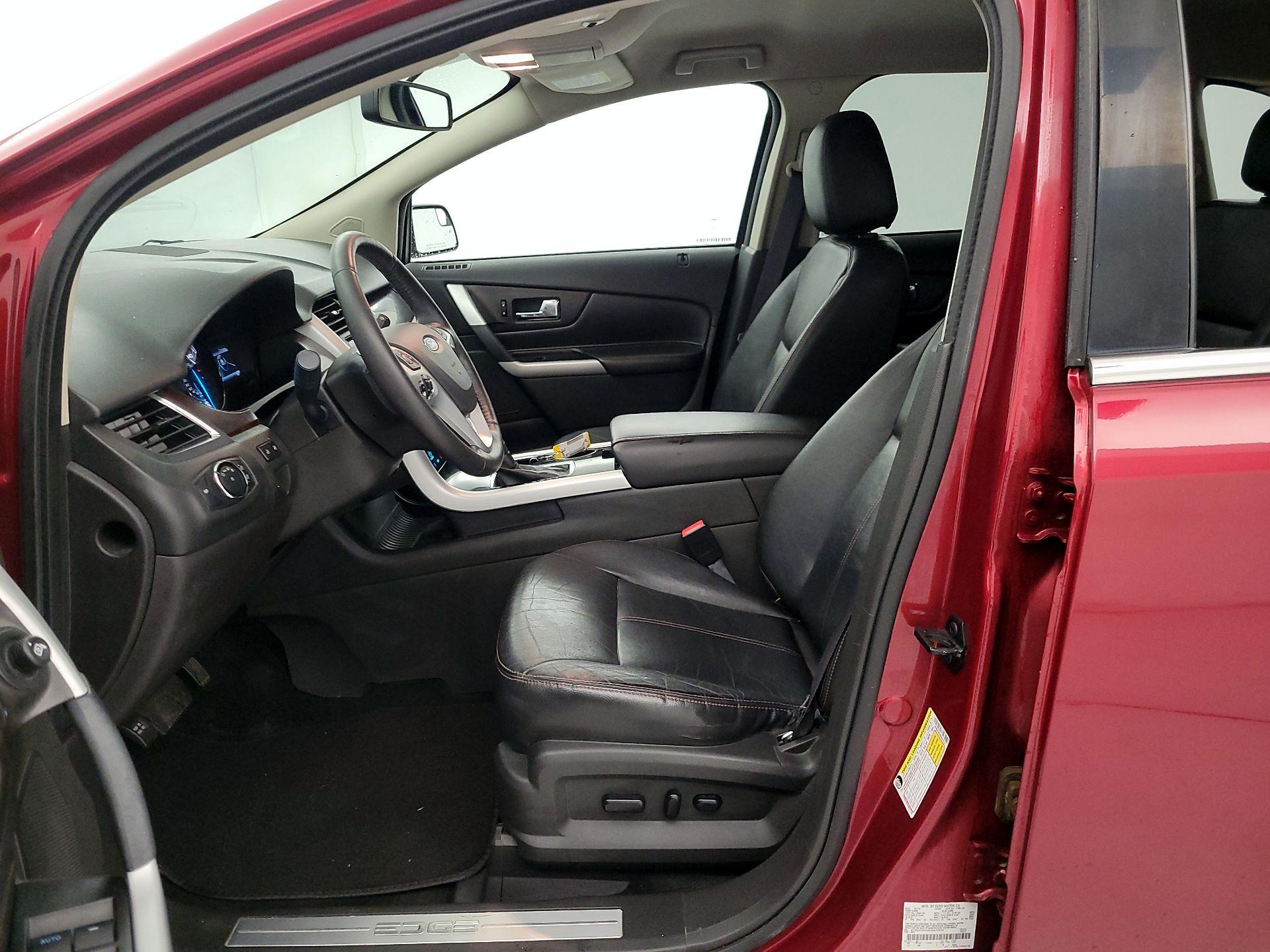 Thumbnail: 2014 Ford Edge - 11