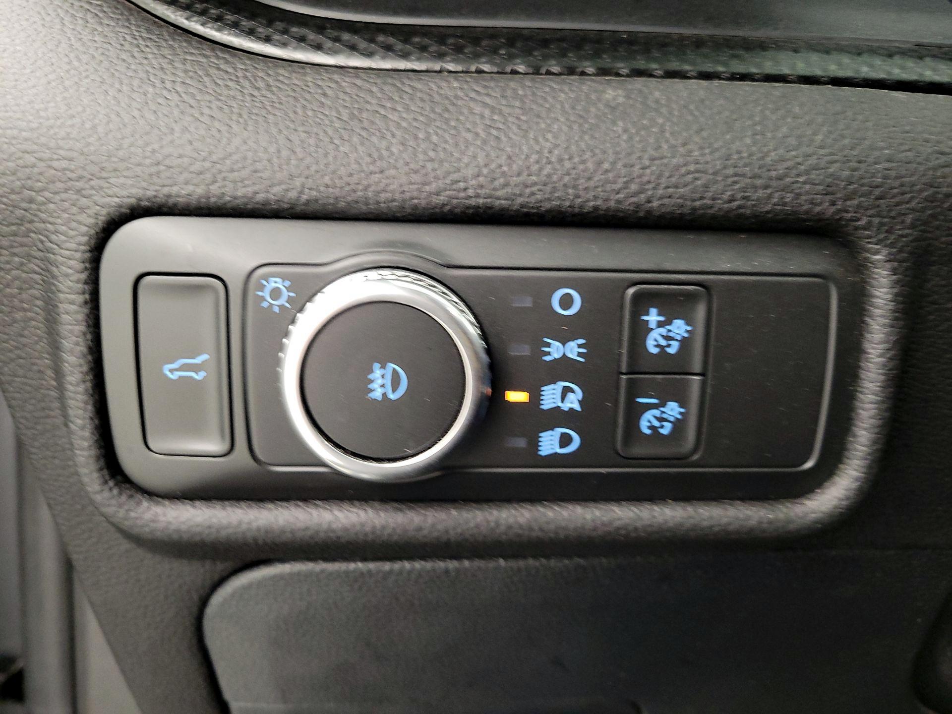 Thumbnail: 2022 Ford Explorer - 13