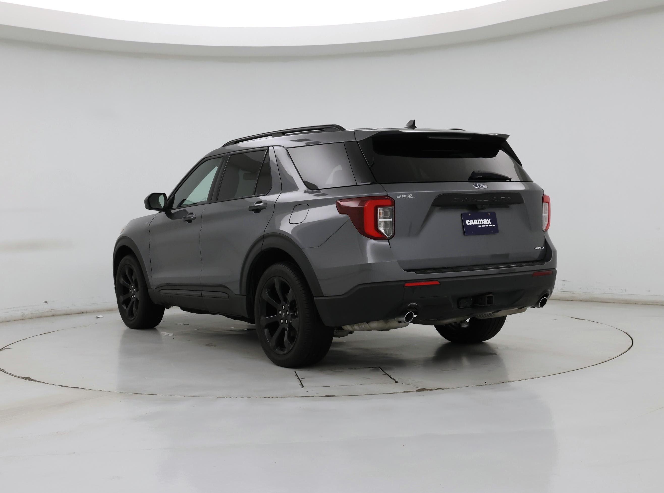 Thumbnail: 2022 Ford Explorer - 2