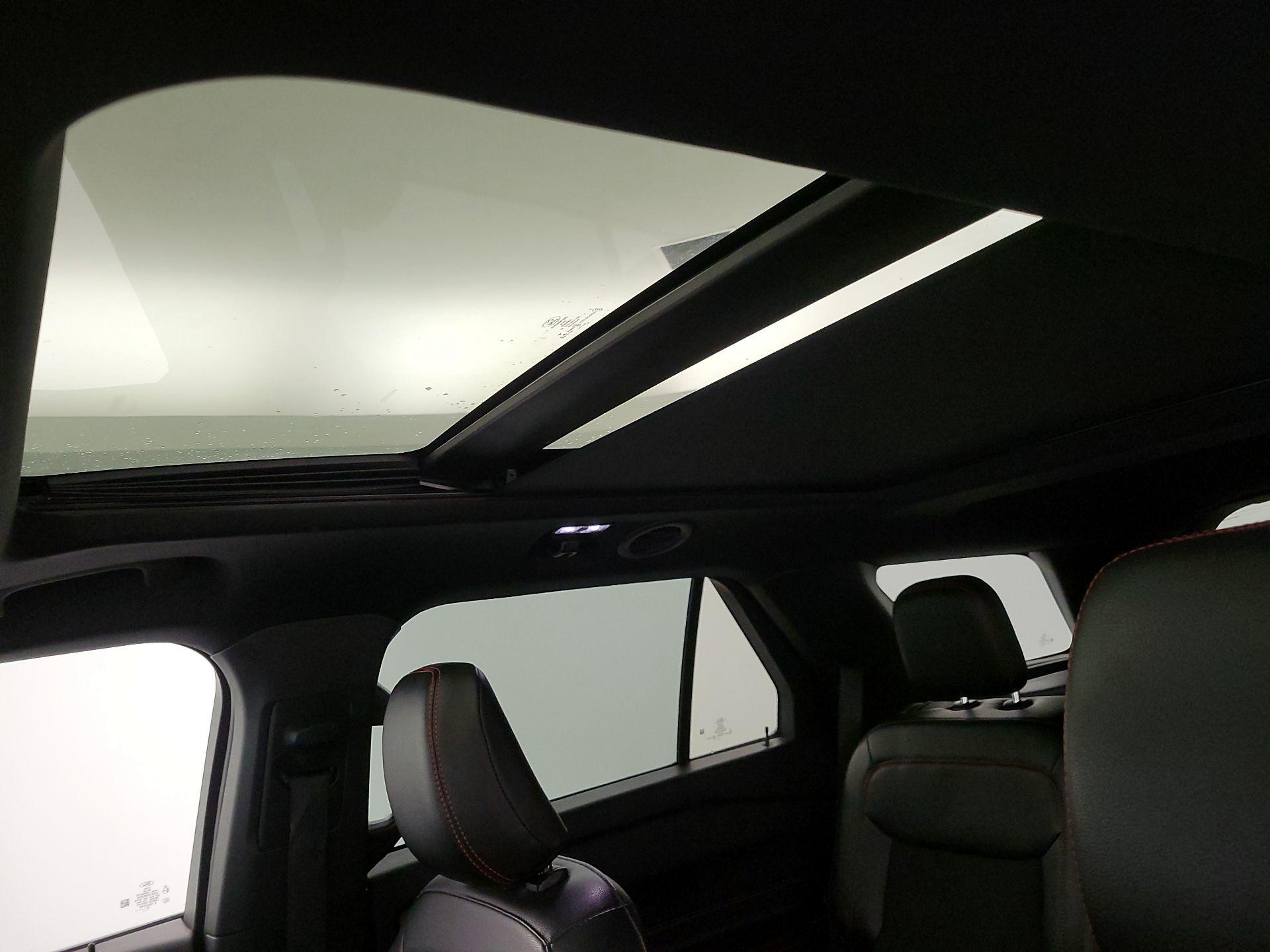 Thumbnail: 2022 Ford Explorer - 19