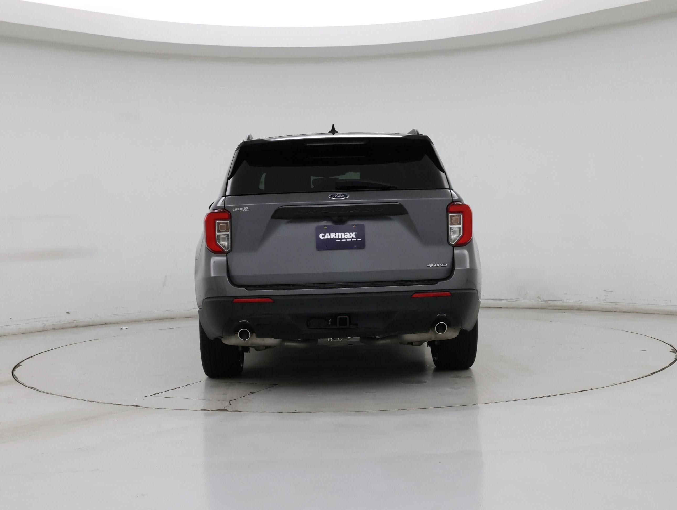 Thumbnail: 2022 Ford Explorer - 6