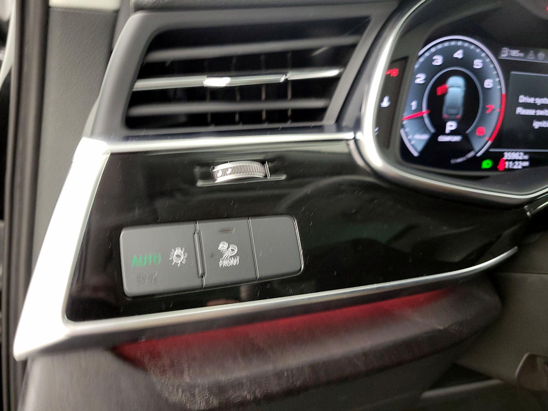 Thumbnail: 2025 Audi Q7 - 13