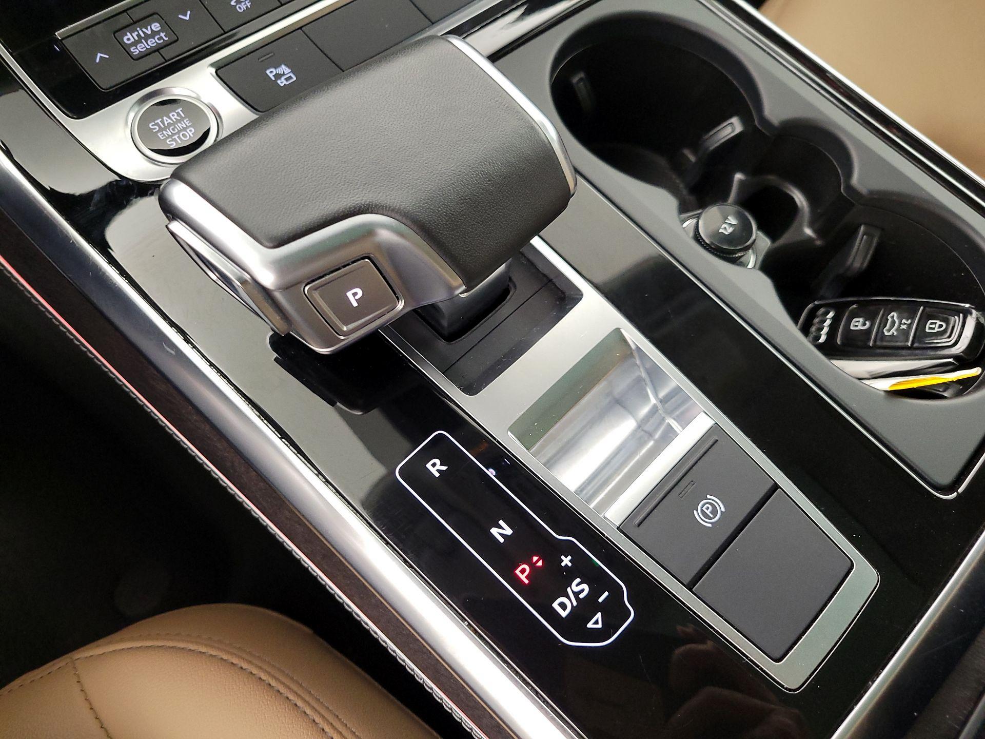 Thumbnail: 2025 Audi Q7 - 18