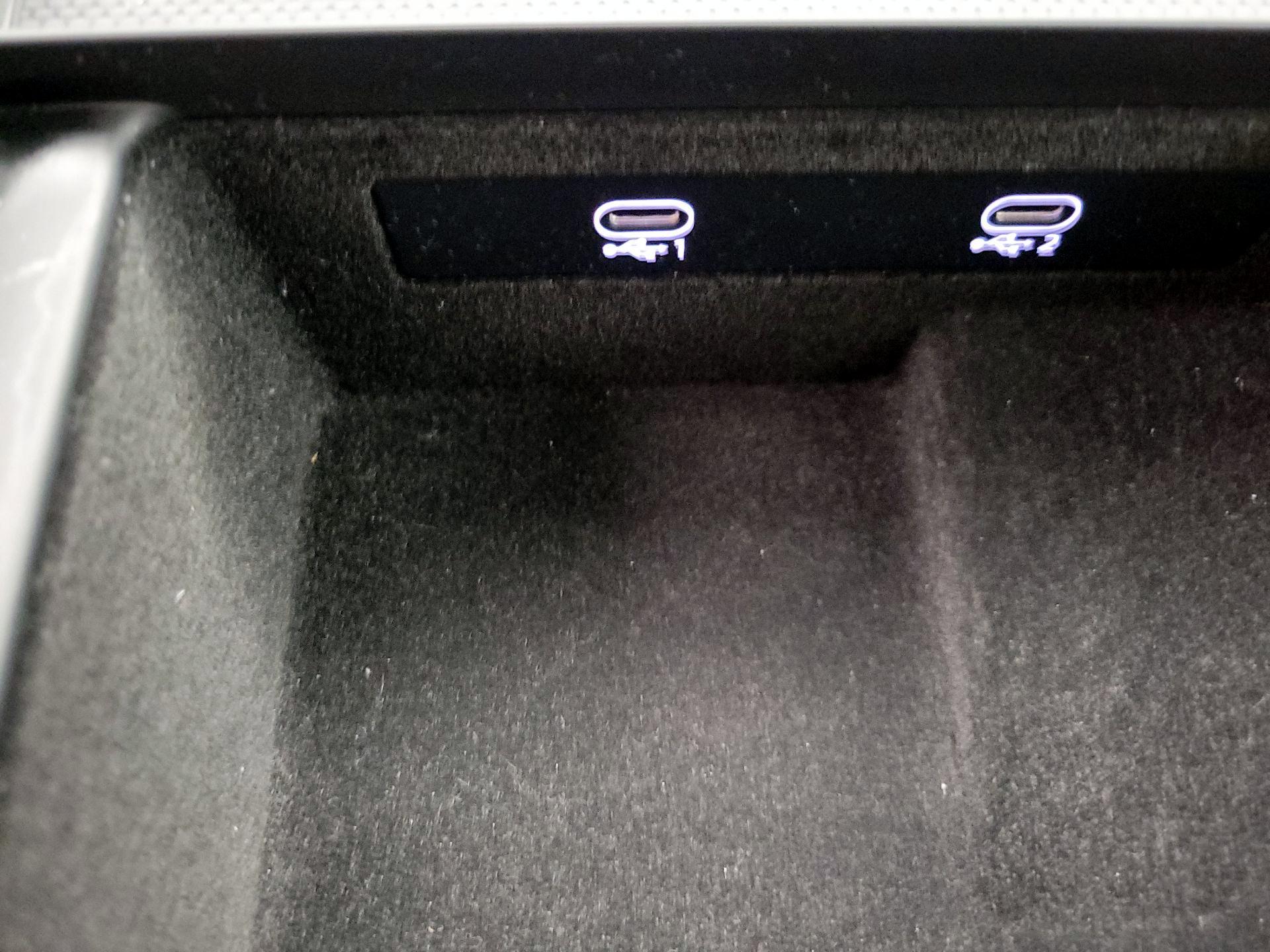 Thumbnail: 2025 Audi Q7 - 19