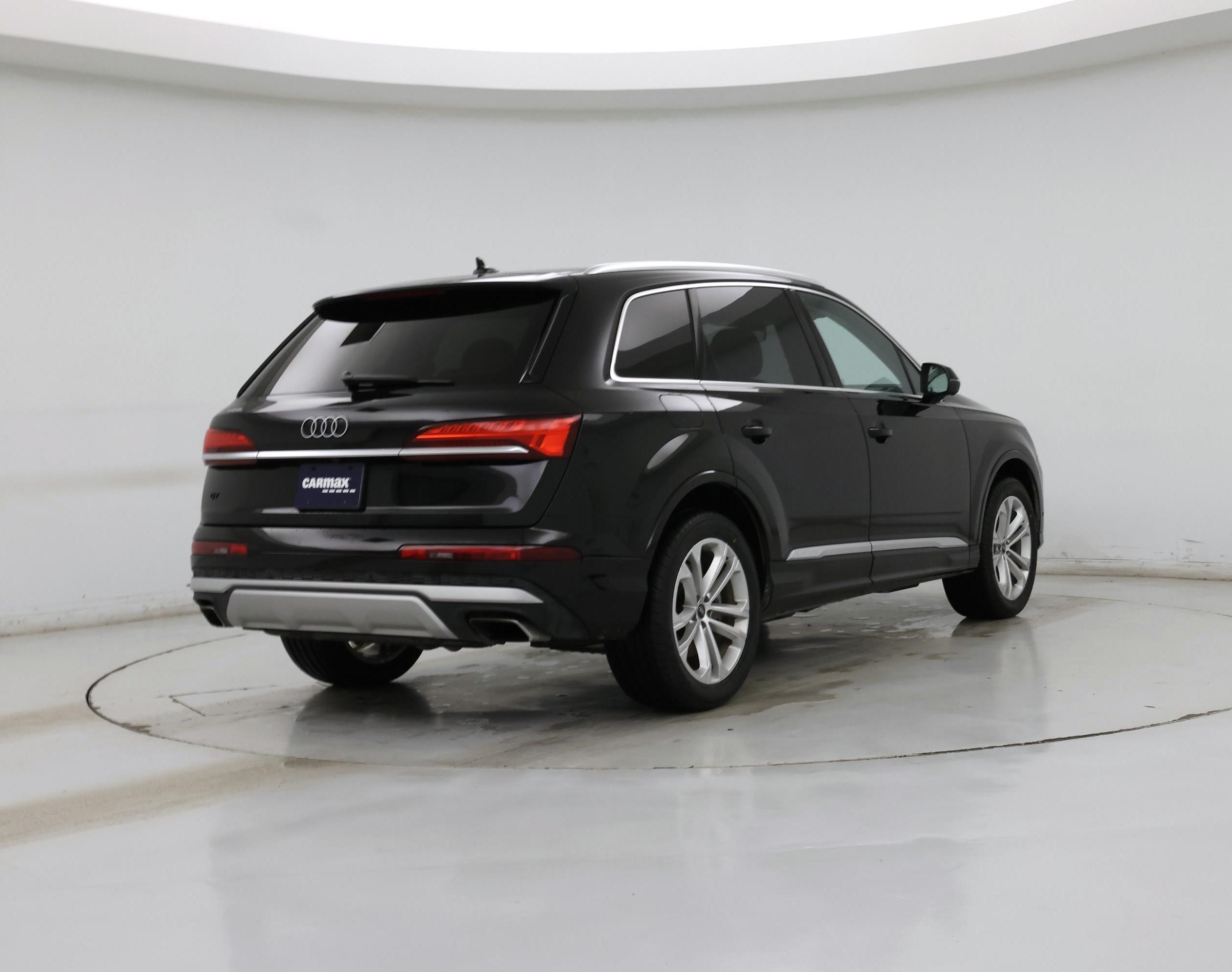 Thumbnail: 2025 Audi Q7 - 8