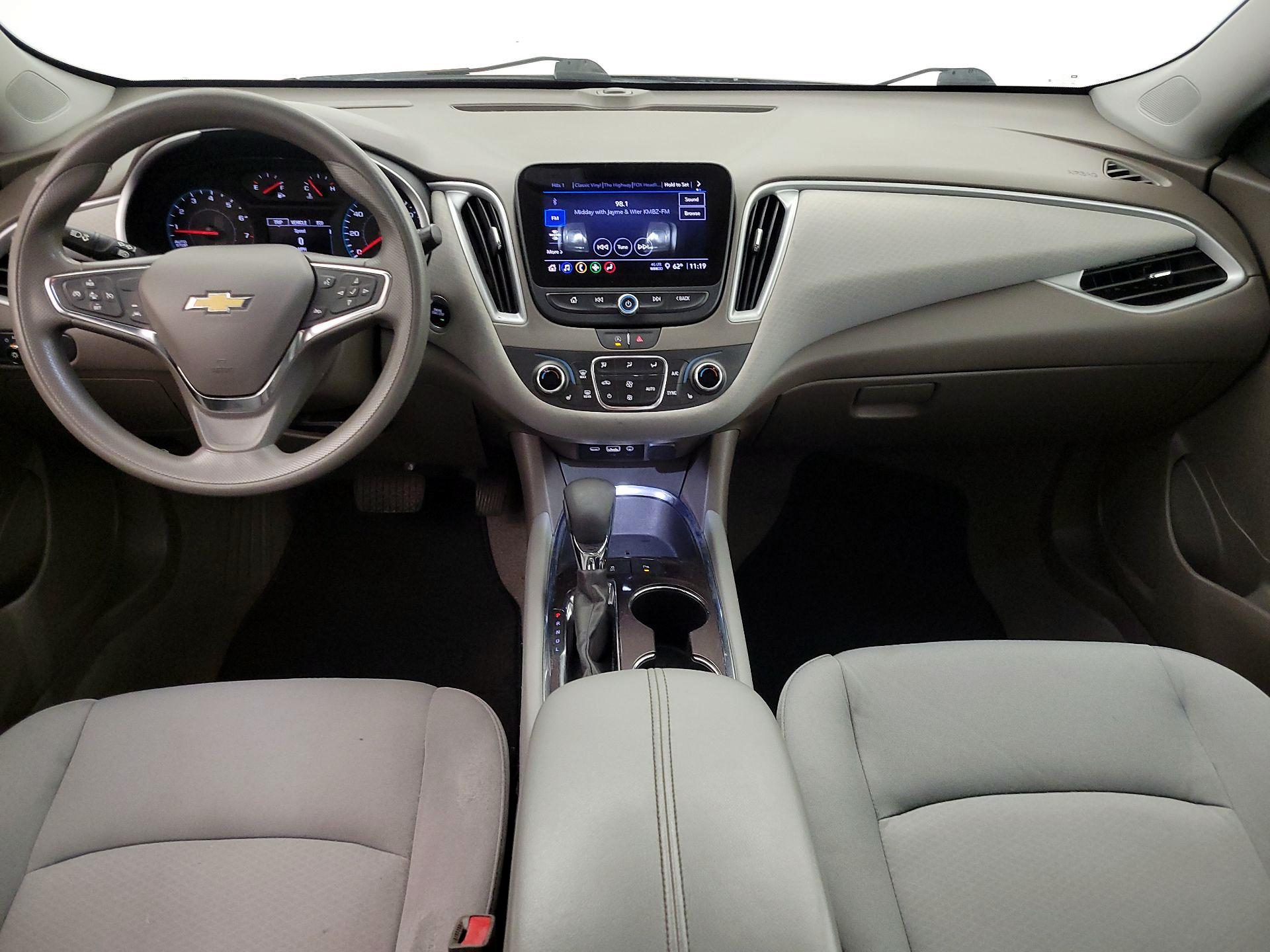 Thumbnail: 2024 Chevrolet Malibu - 9