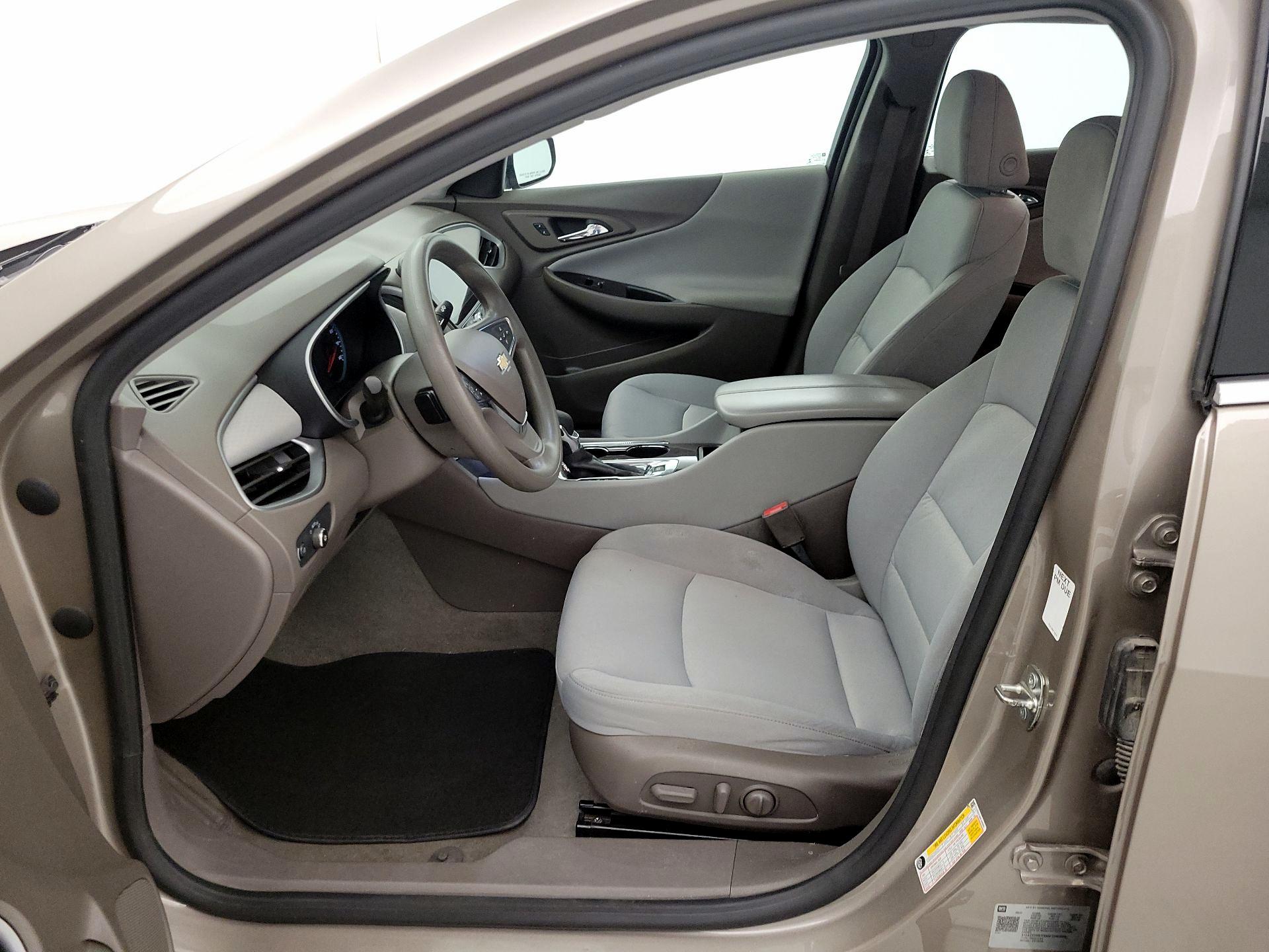 Thumbnail: 2024 Chevrolet Malibu - 11