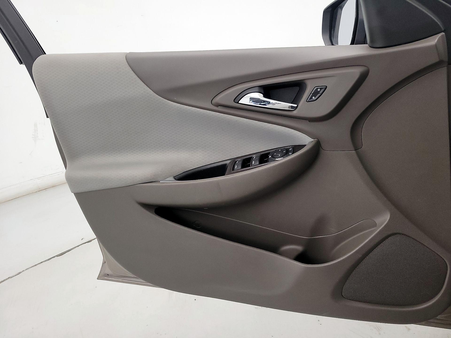 Thumbnail: 2024 Chevrolet Malibu - 12