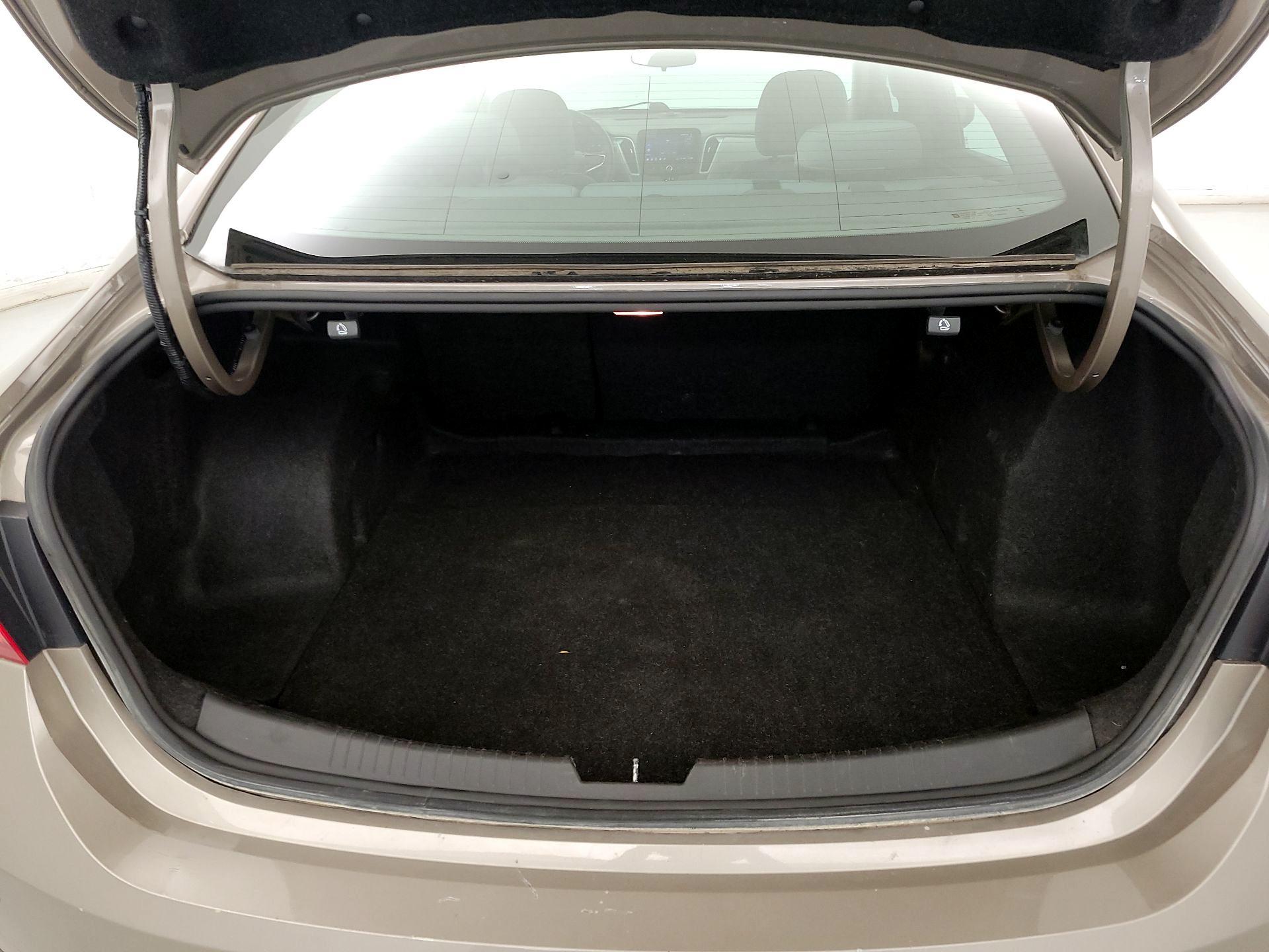 Thumbnail: 2024 Chevrolet Malibu - 20