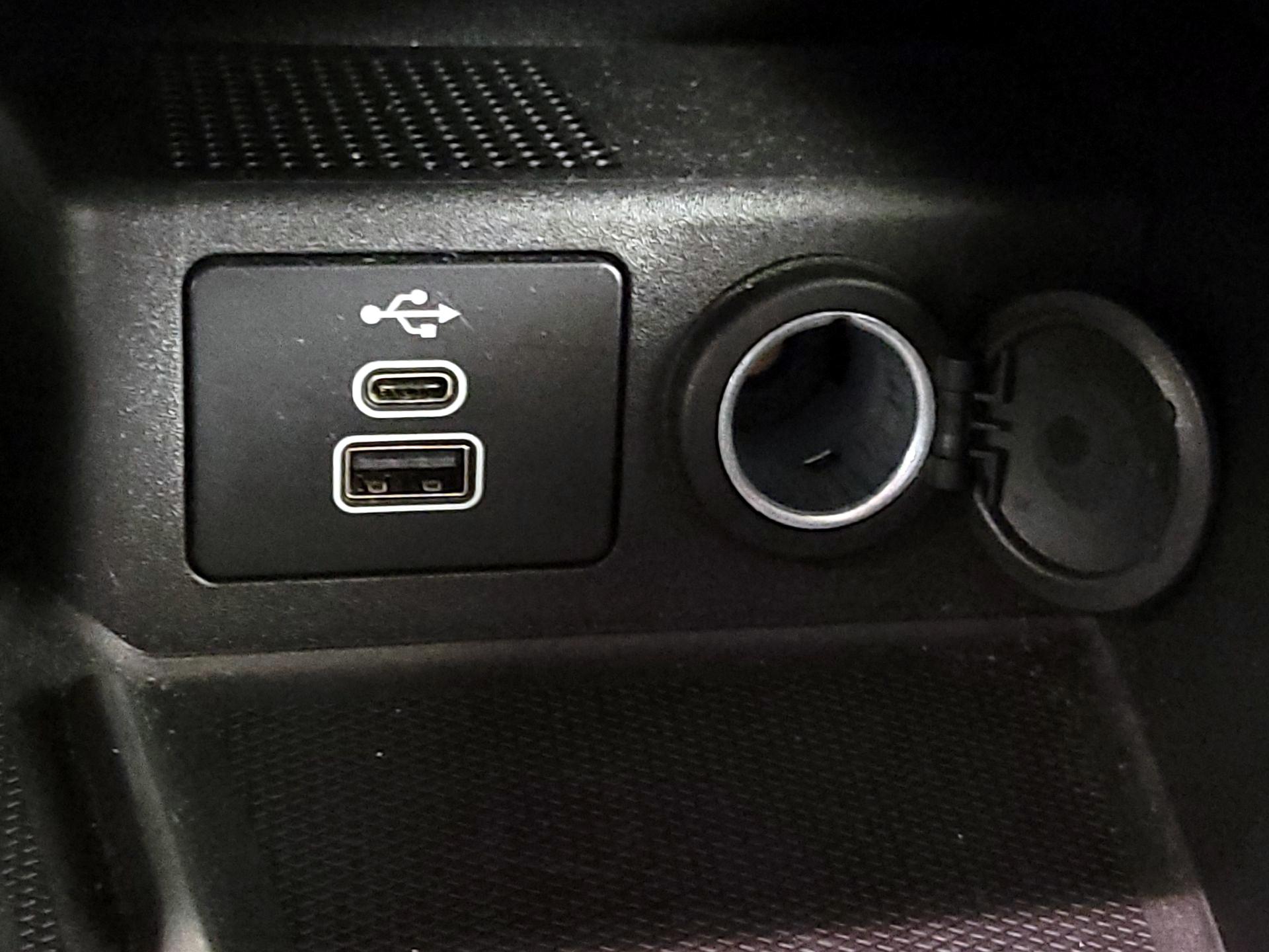 Thumbnail: 2024 Ford Escape - 19